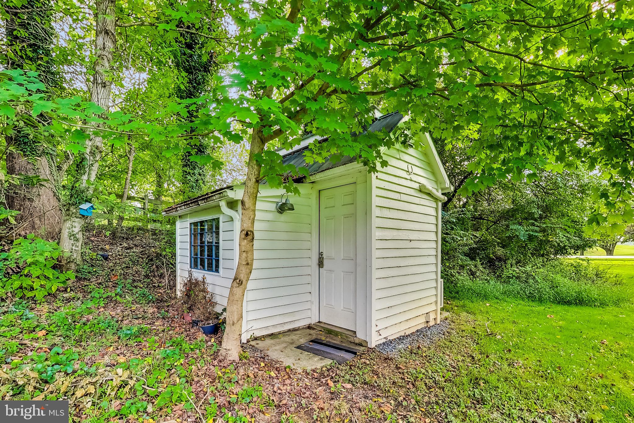 DARNESTOWN OUTSIDE - Residential