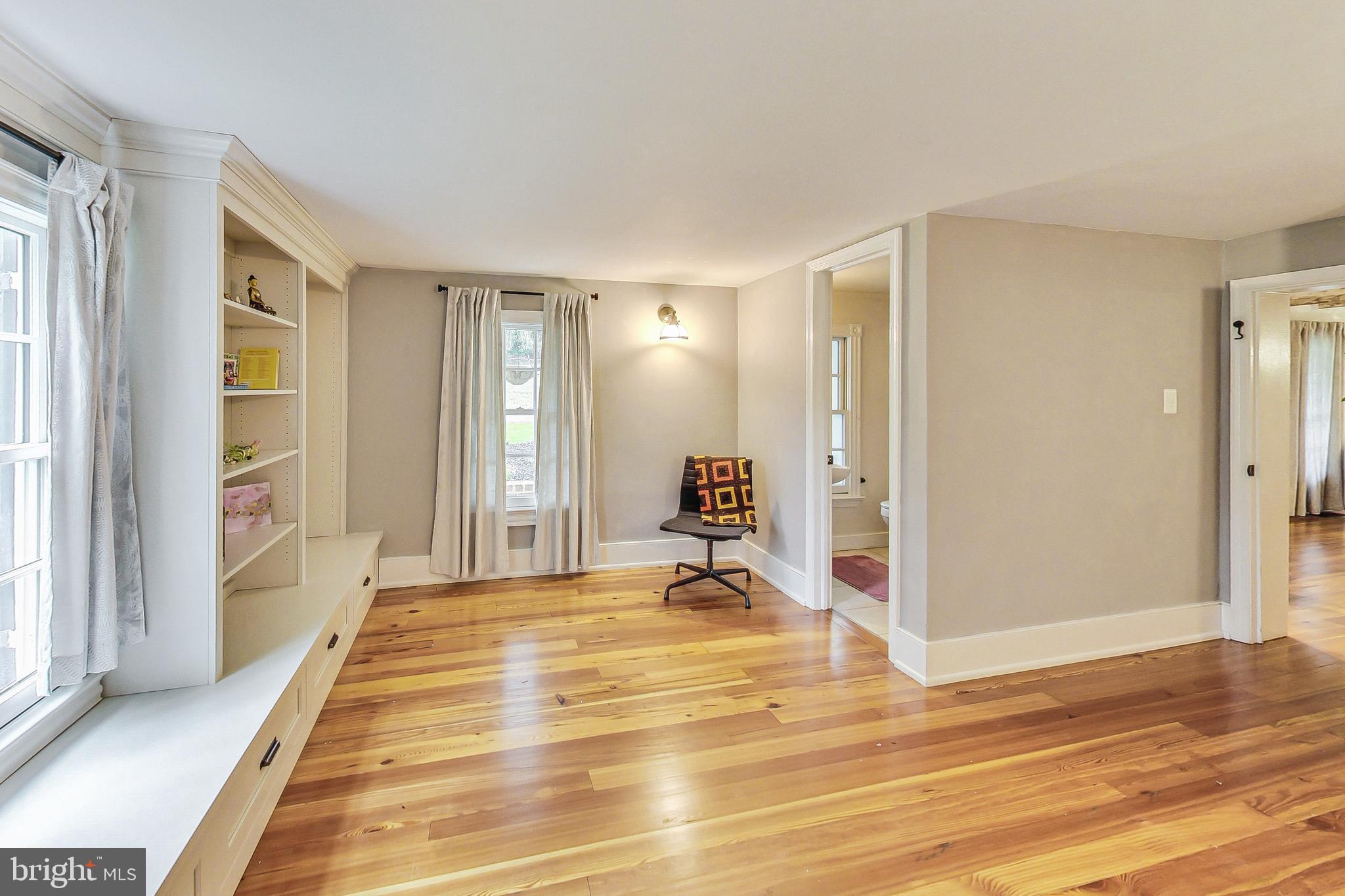 DARNESTOWN OUTSIDE - Residential