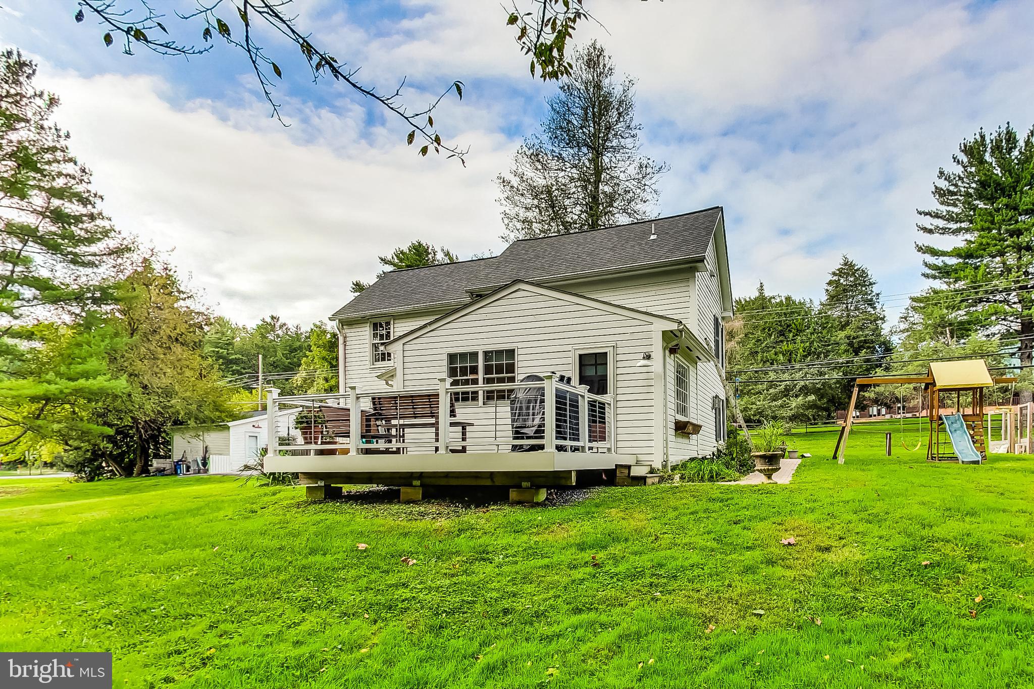 DARNESTOWN OUTSIDE - Residential