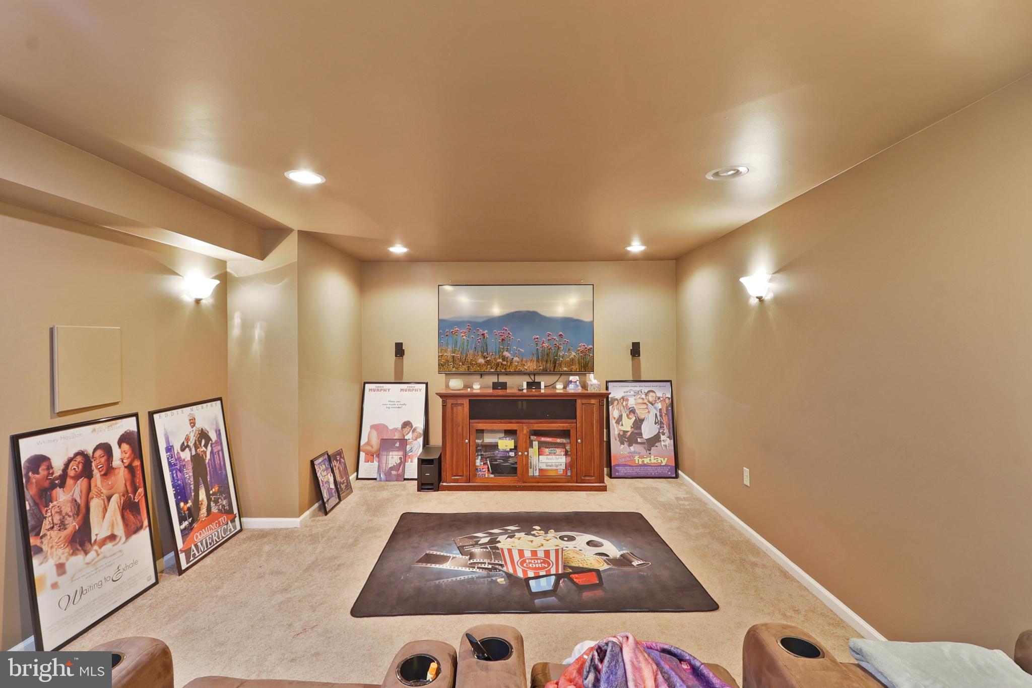 HERITAGE CROSSING - Residential