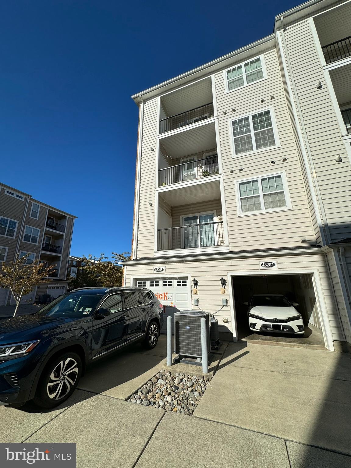 BUCKINGHAM AT LOUDOUN VALLEY - Residential Lease