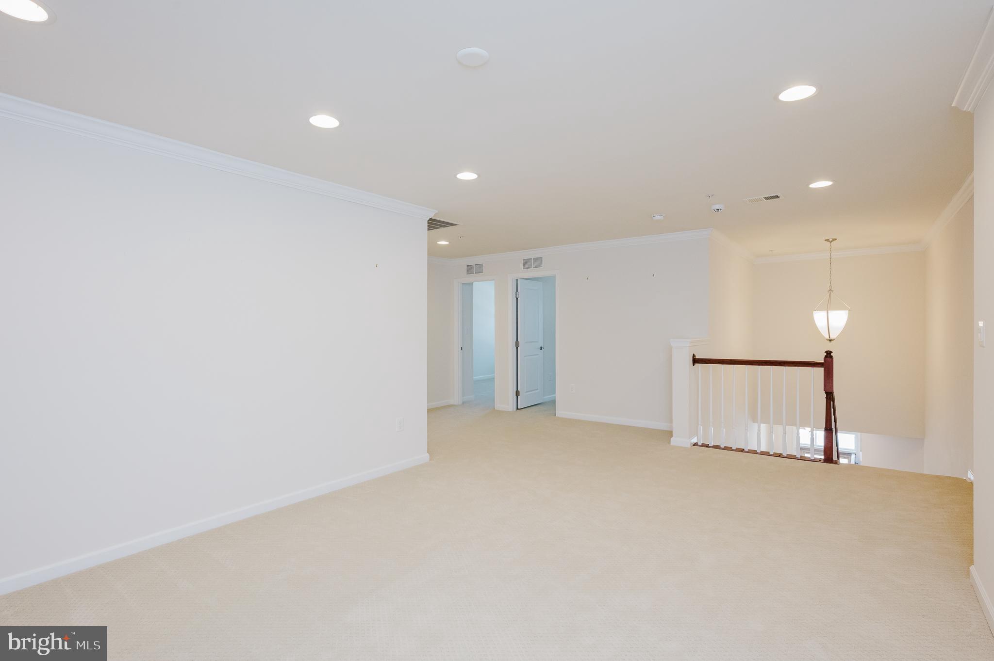 FALLSTON COMMONS - Residential