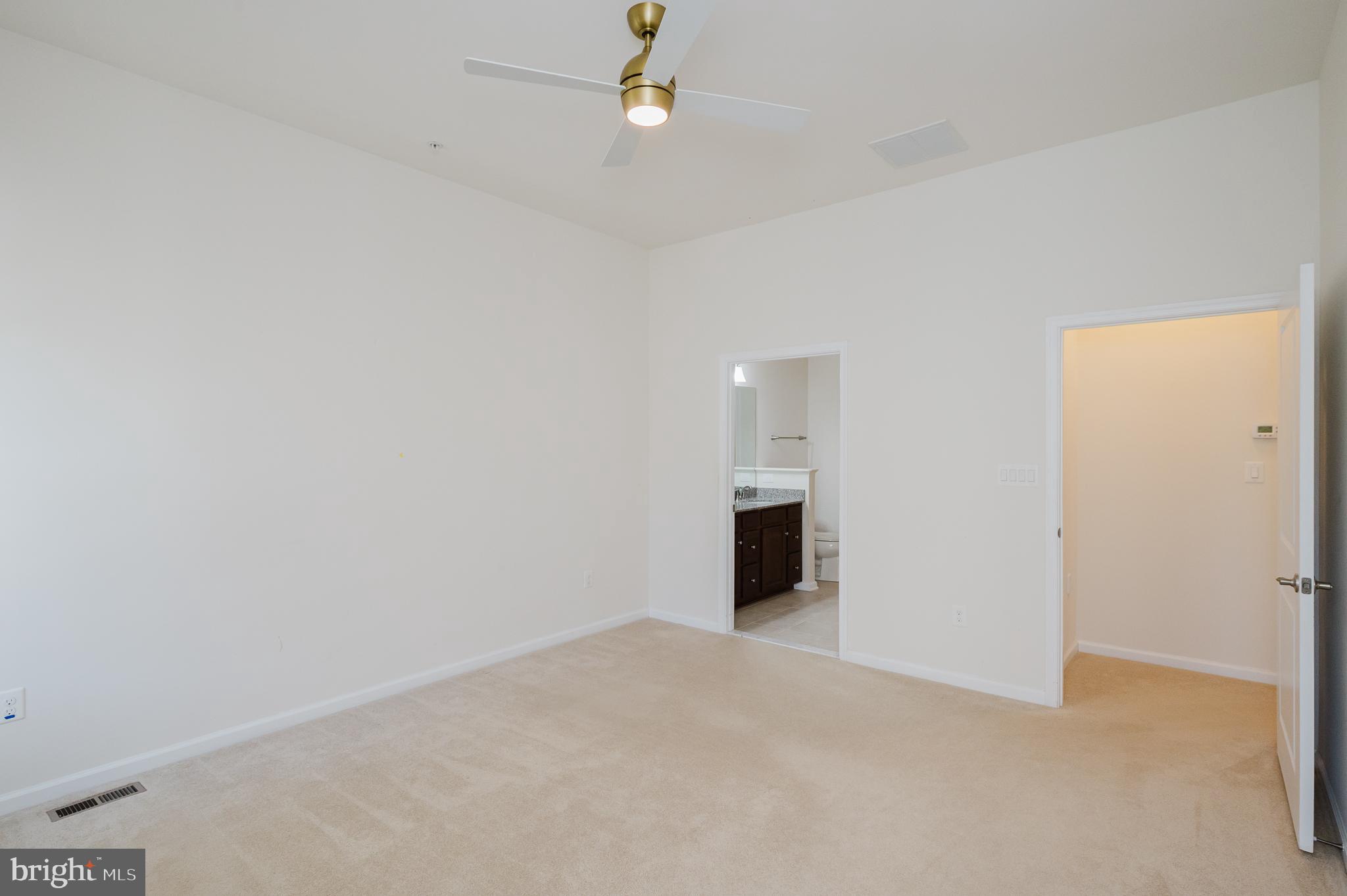 FALLSTON COMMONS - Residential