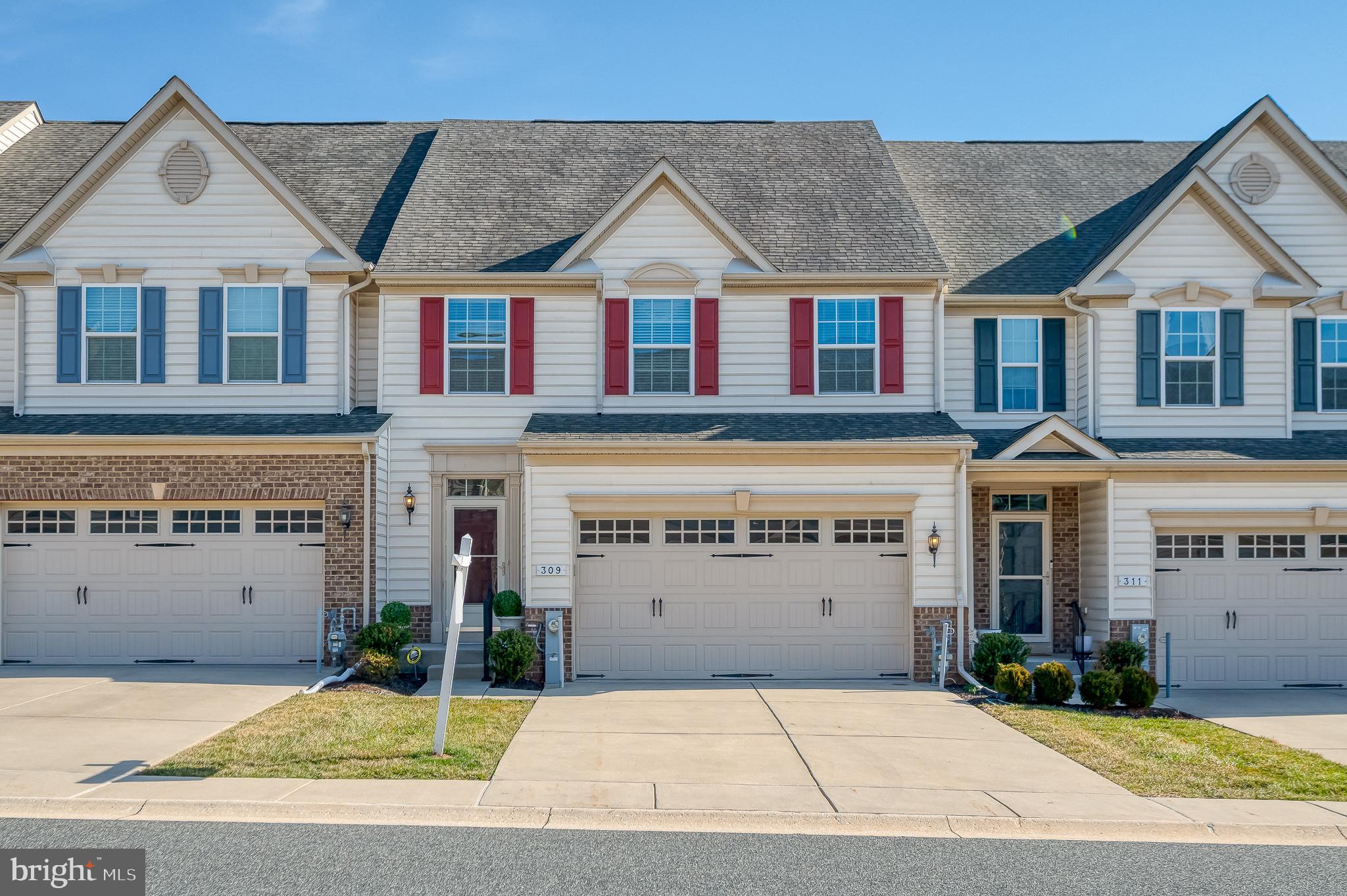 FALLSTON COMMONS - Residential