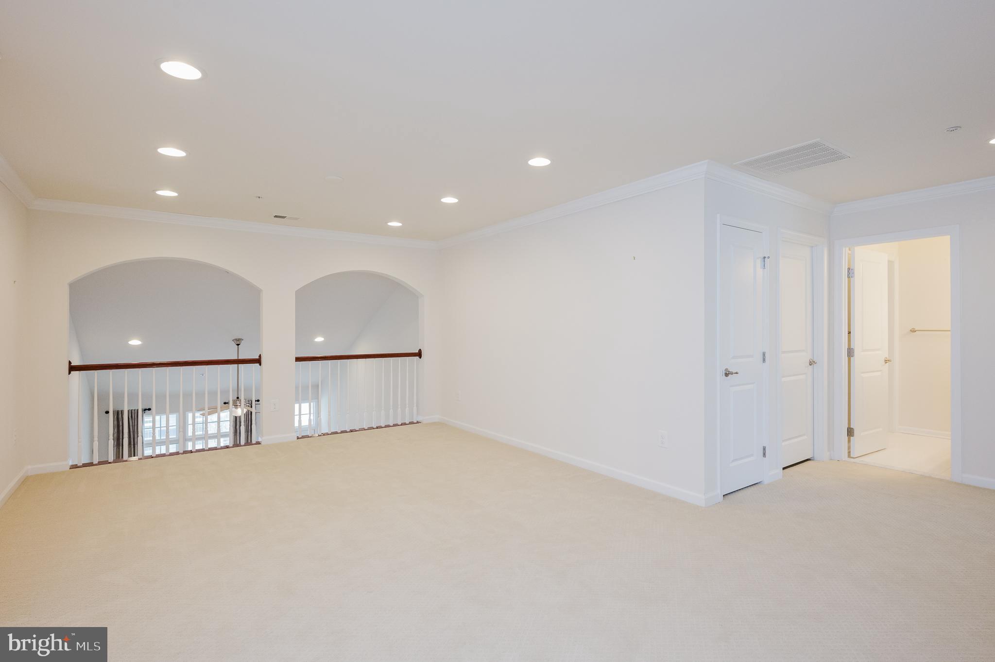 FALLSTON COMMONS - Residential