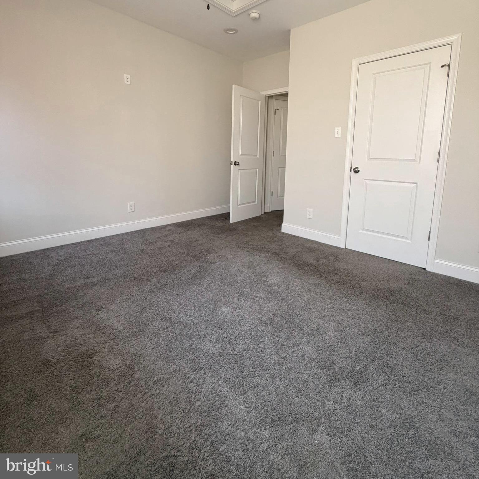 GREENSPRING - Residential