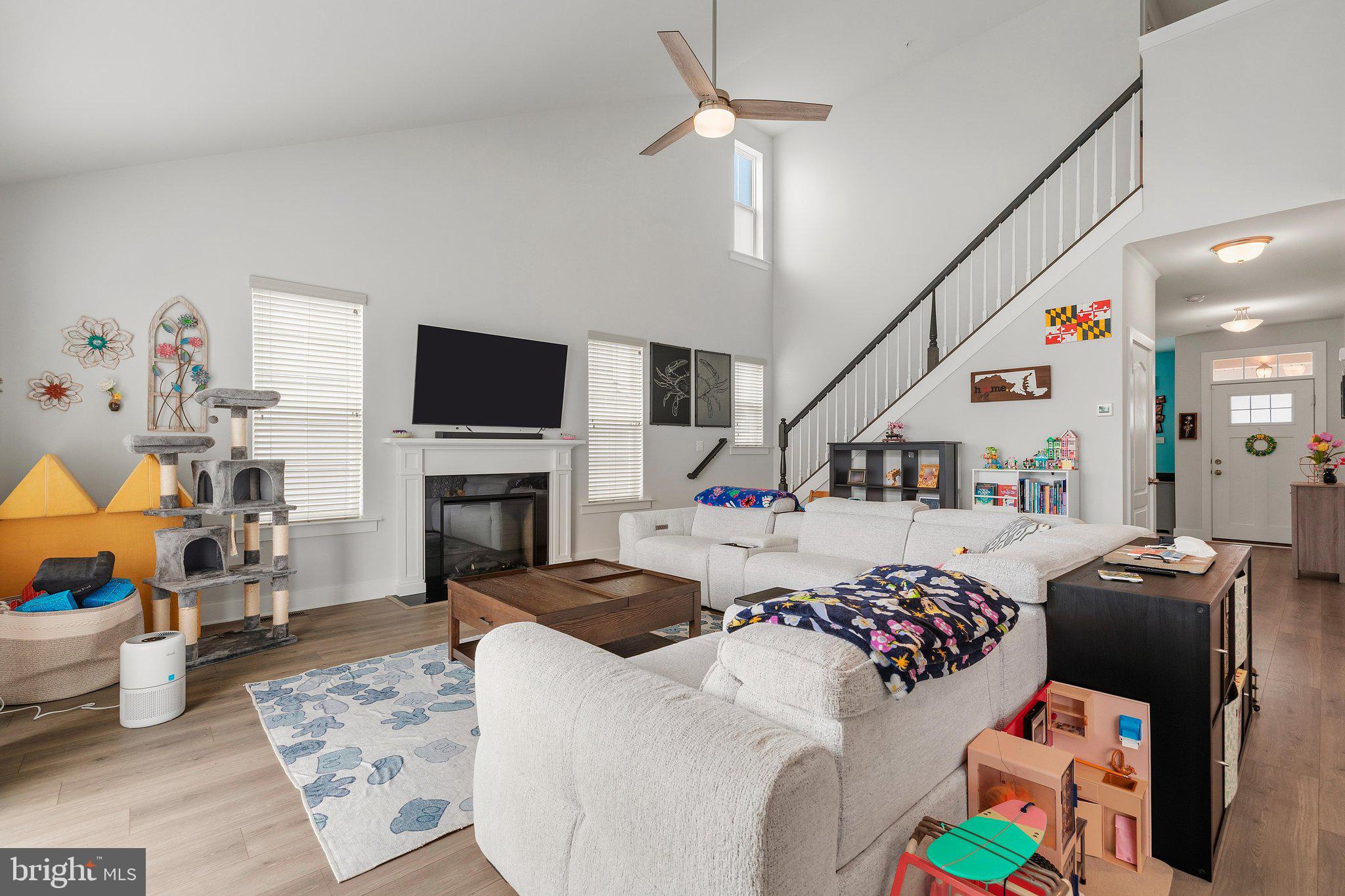 MEADE'S CROSSING - Residential