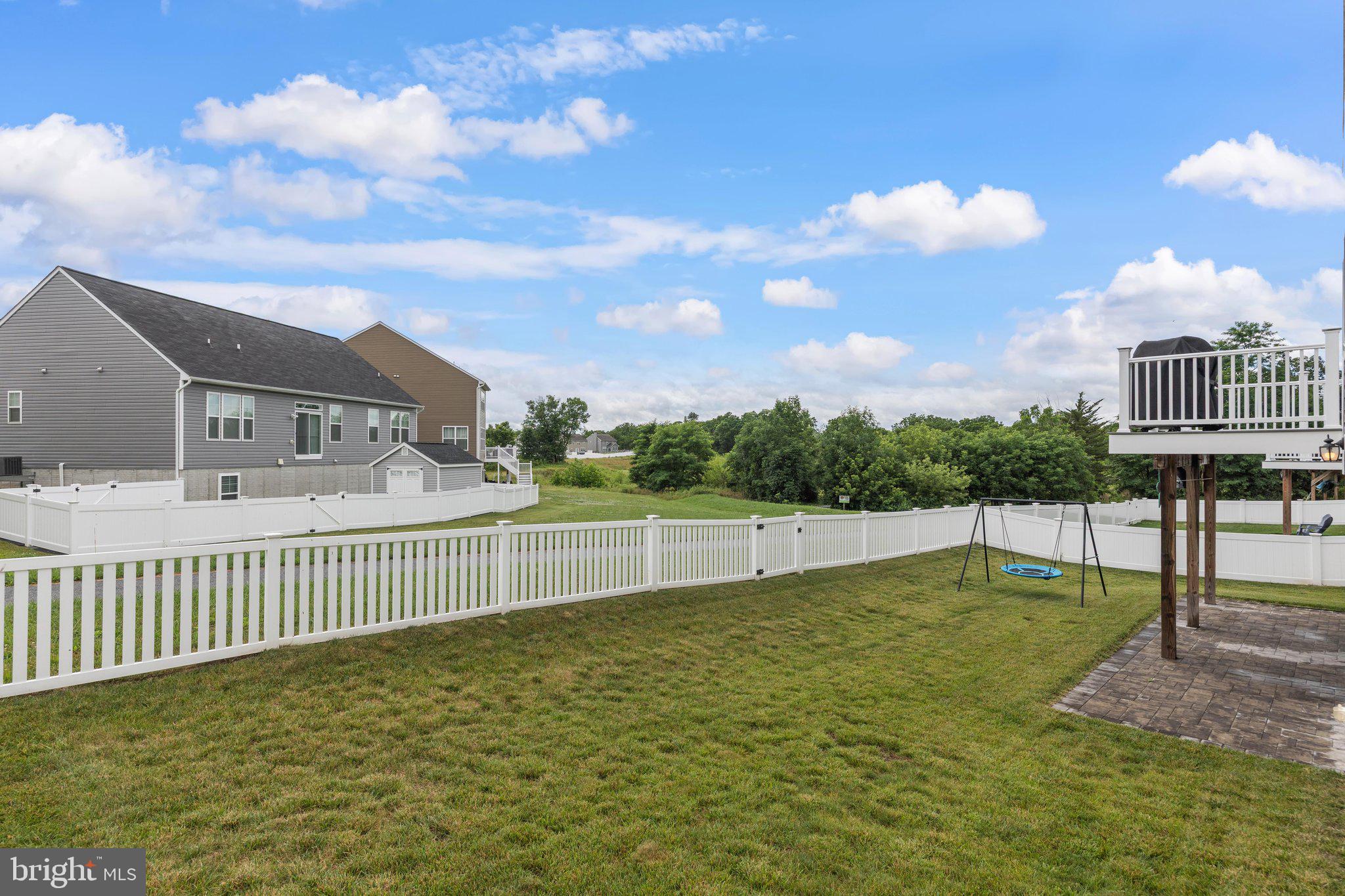 MEADE'S CROSSING - Residential