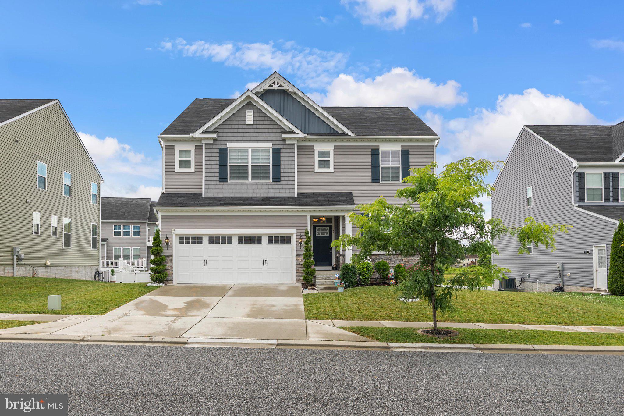 MEADE'S CROSSING - Residential