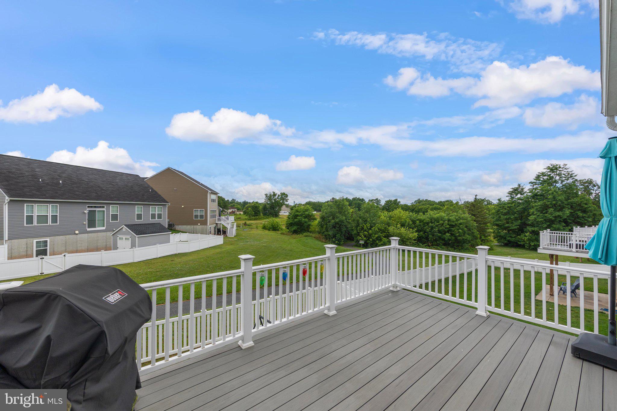 MEADE'S CROSSING - Residential