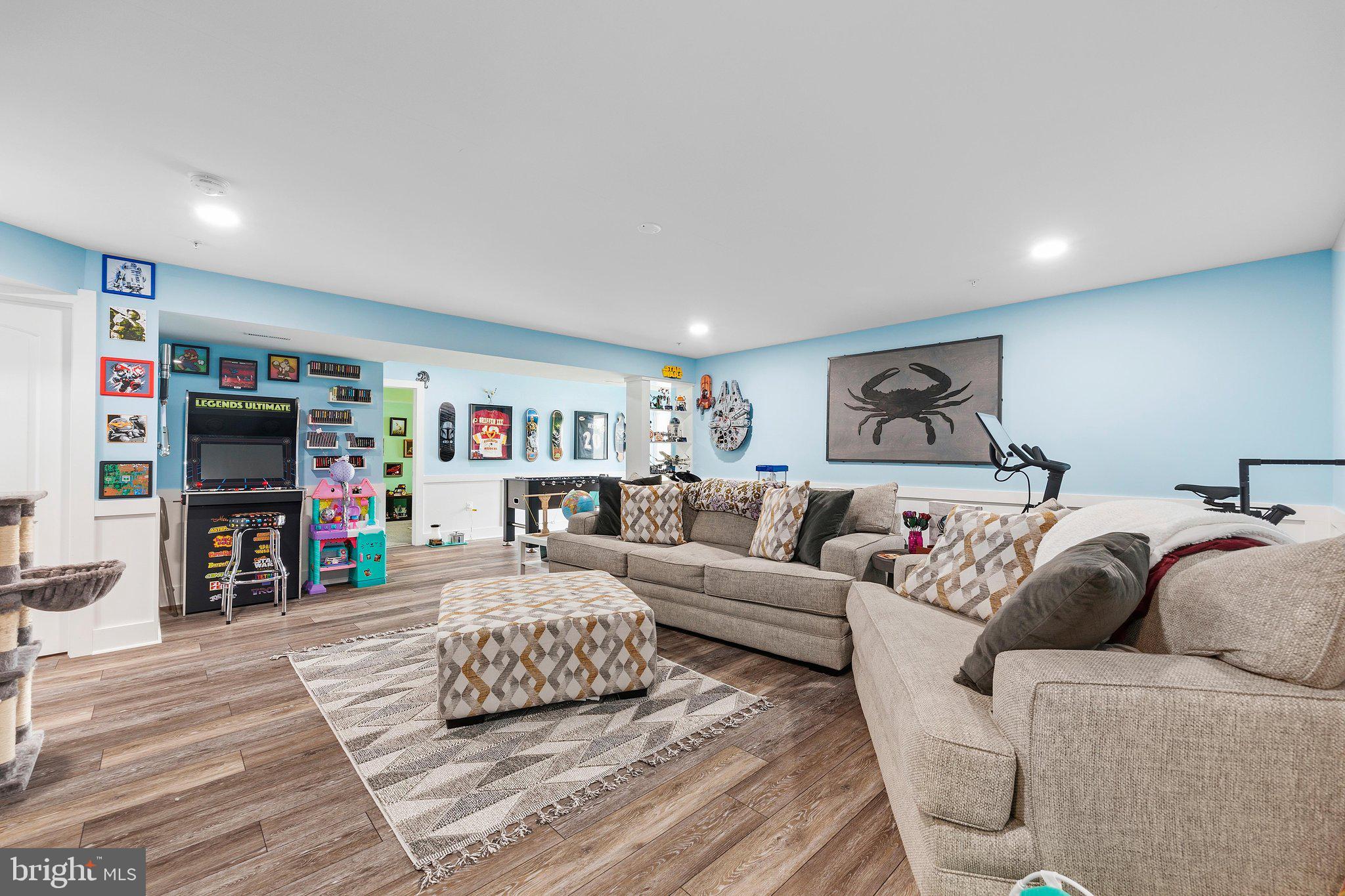 MEADE'S CROSSING - Residential