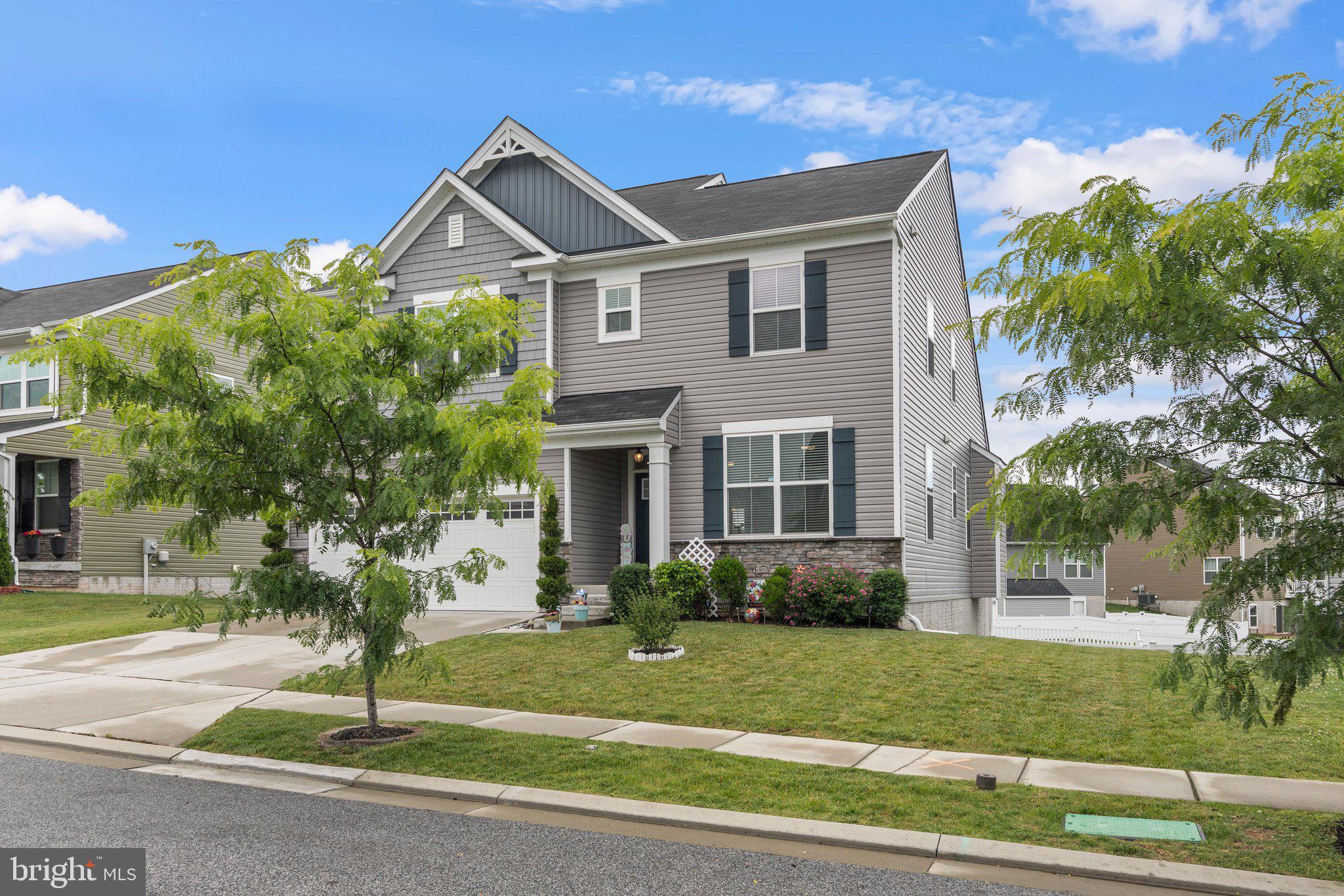 MEADE'S CROSSING - Residential