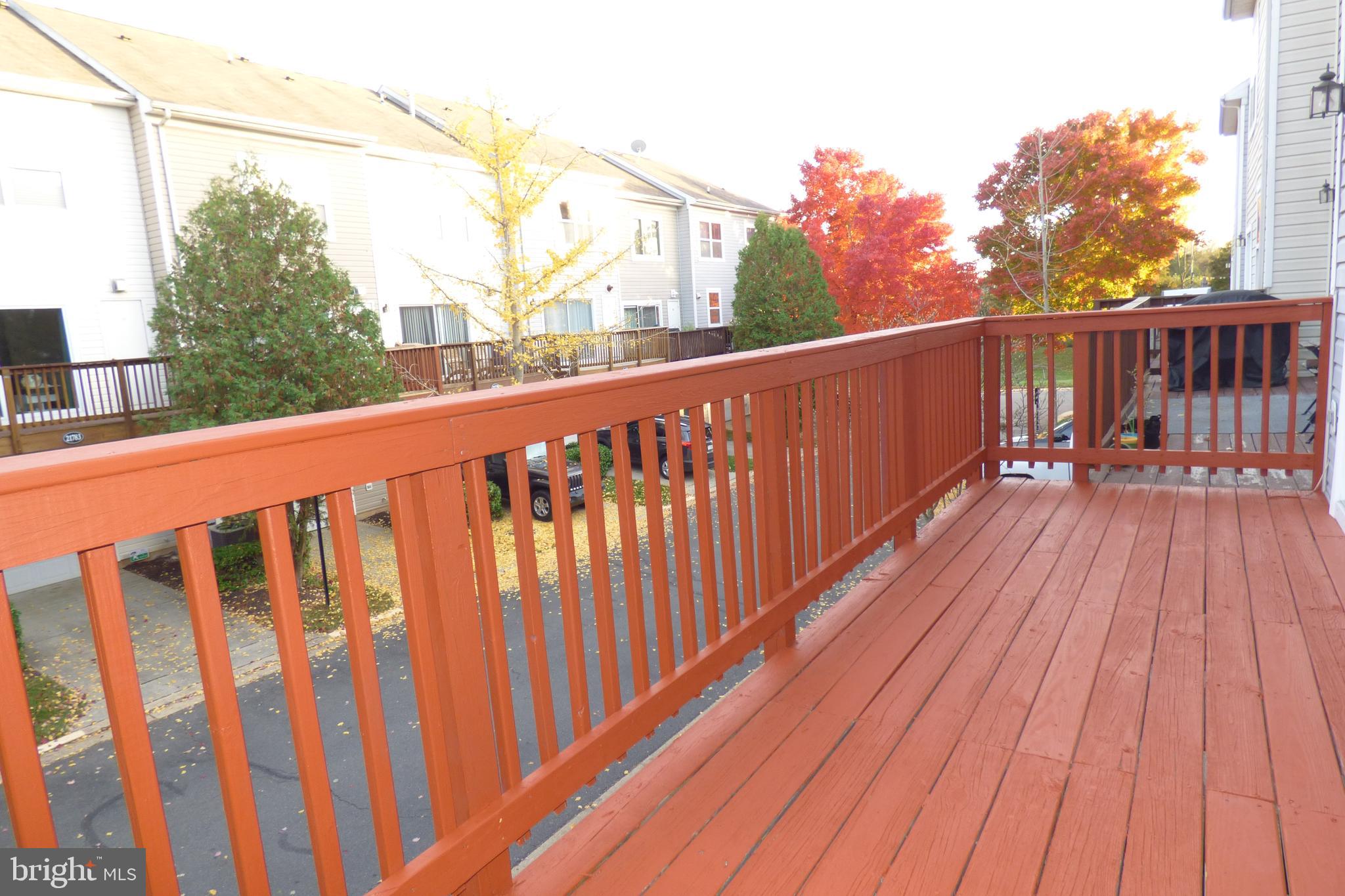 PARKSIDE AT ASHBURN - Residential