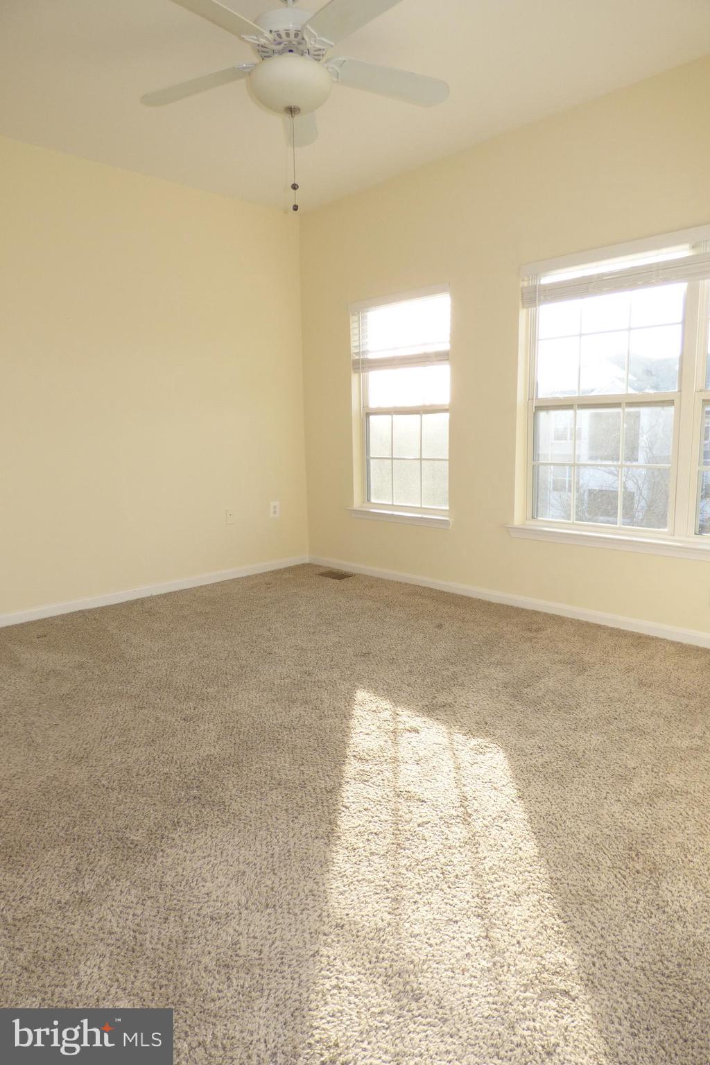 PARKSIDE AT ASHBURN - Residential