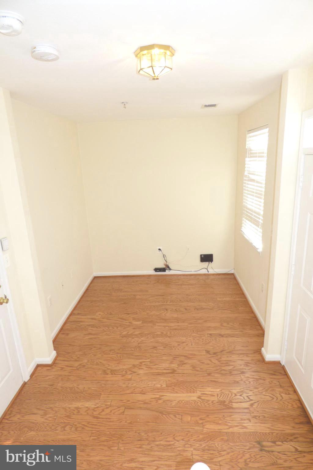 PARKSIDE AT ASHBURN - Residential