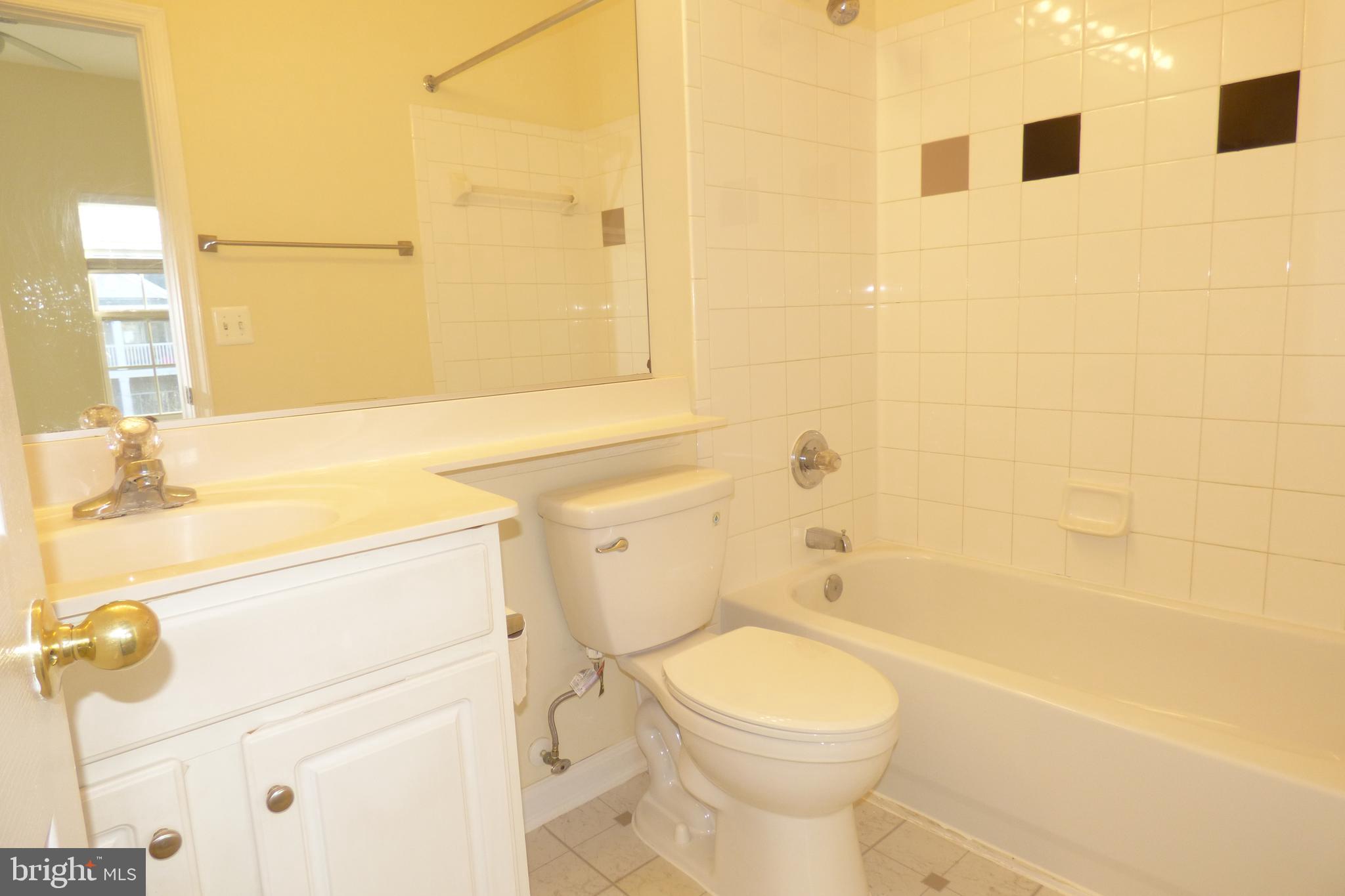 PARKSIDE AT ASHBURN - Residential