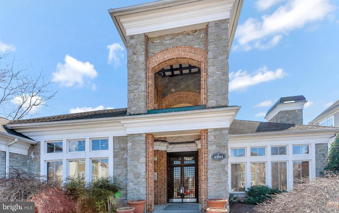 PARKSIDE AT ASHBURN - Residential