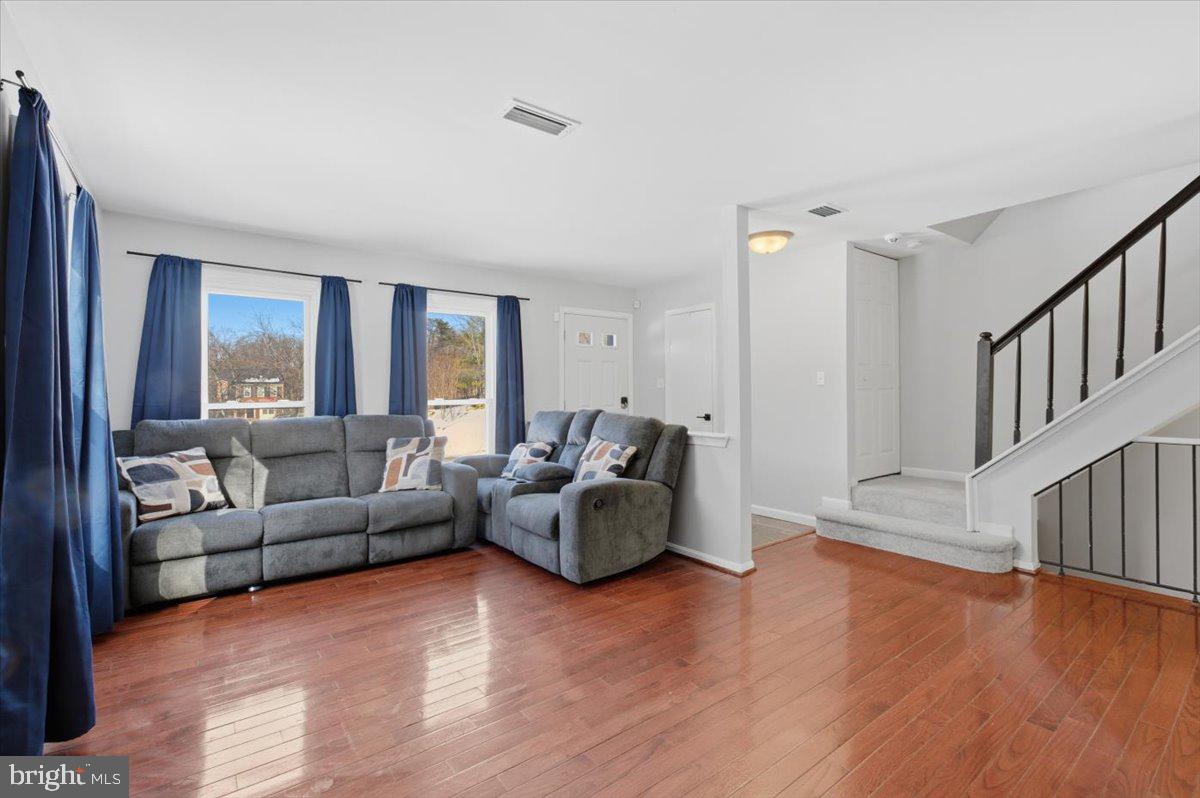 HERITAGE CROSSING - Residential