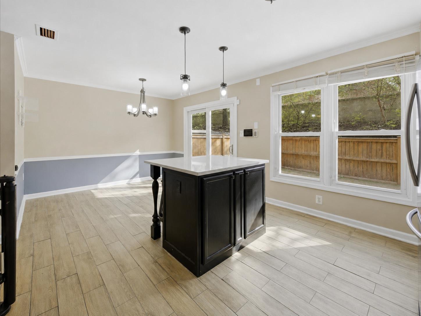 HERITAGE CROSSING - Residential