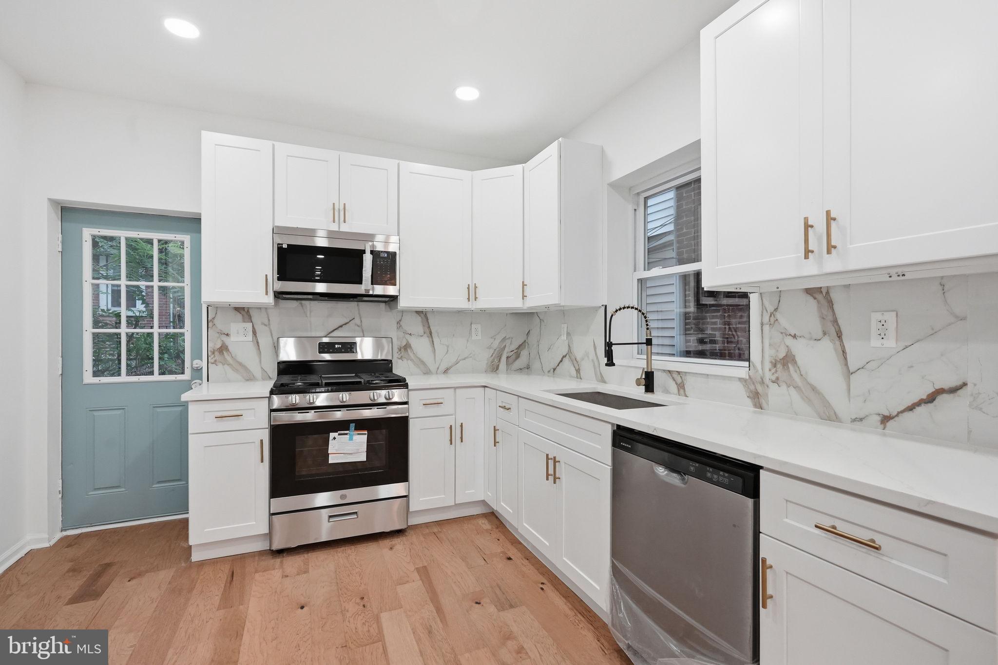 COBBS CREEK - Residential