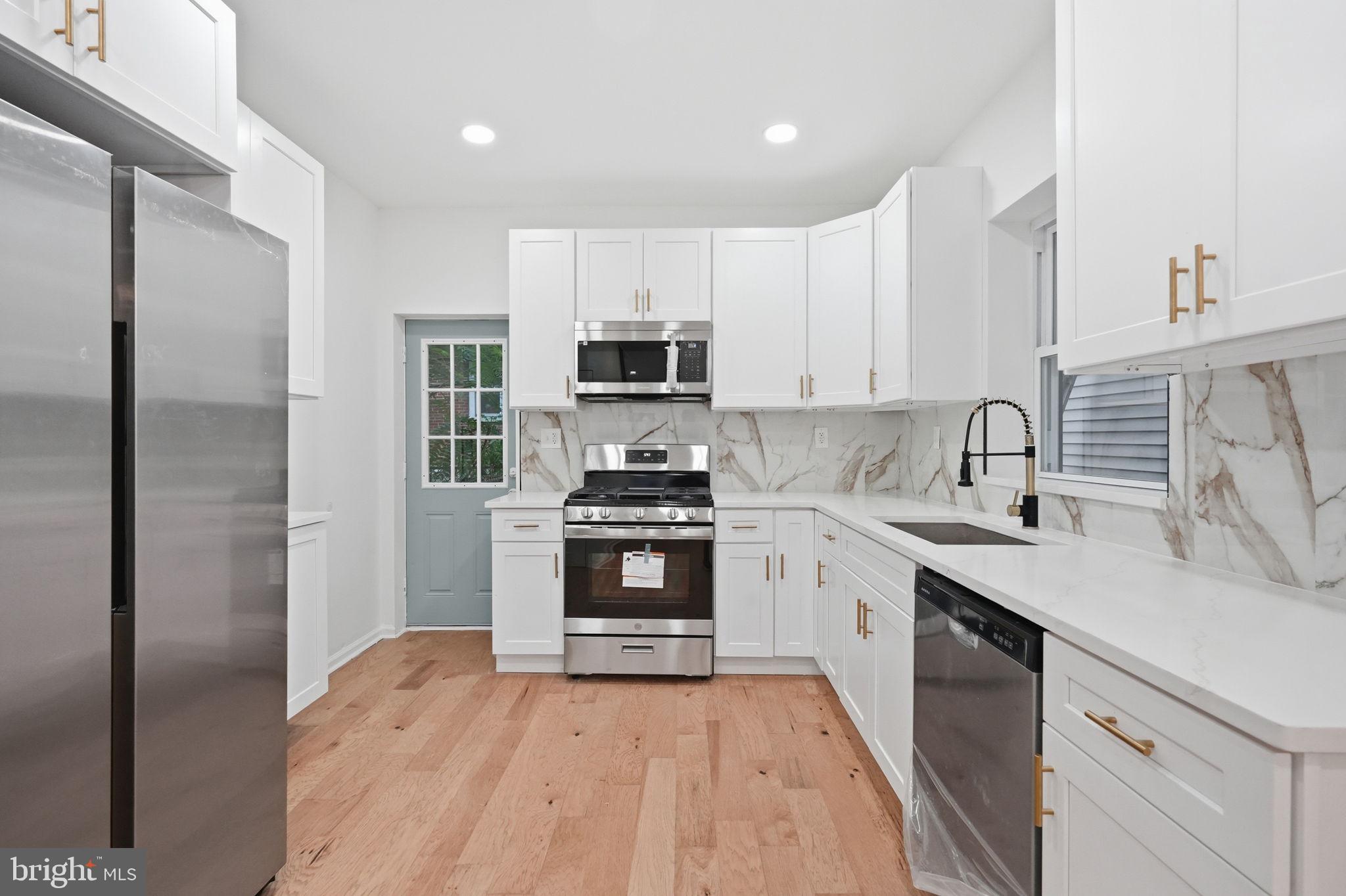 COBBS CREEK - Residential