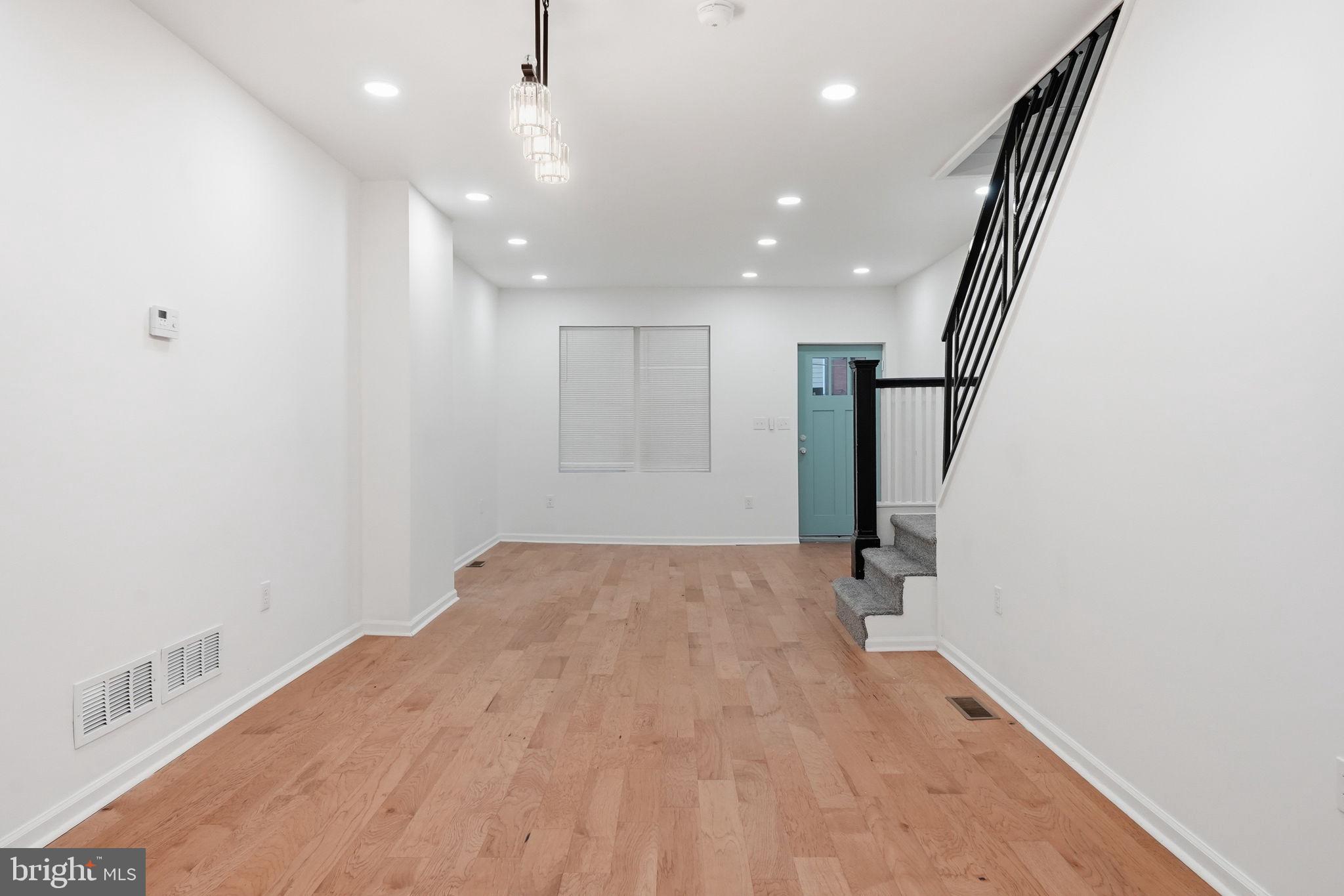 COBBS CREEK - Residential