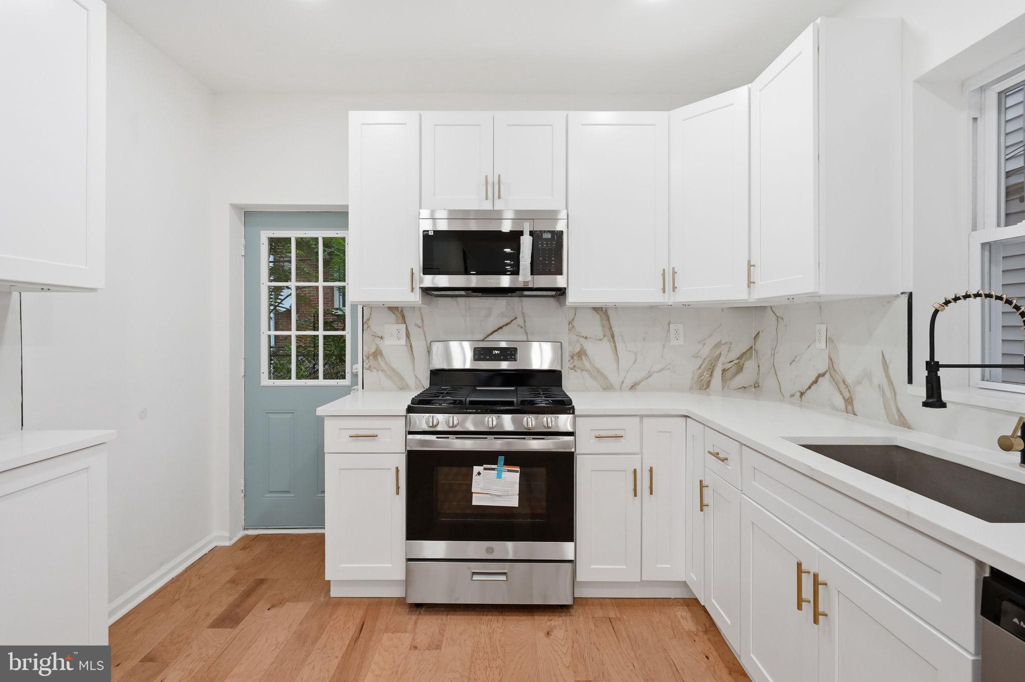 COBBS CREEK - Residential