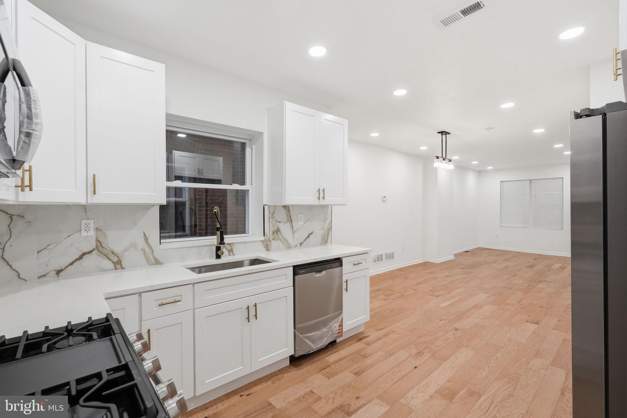 COBBS CREEK - Residential