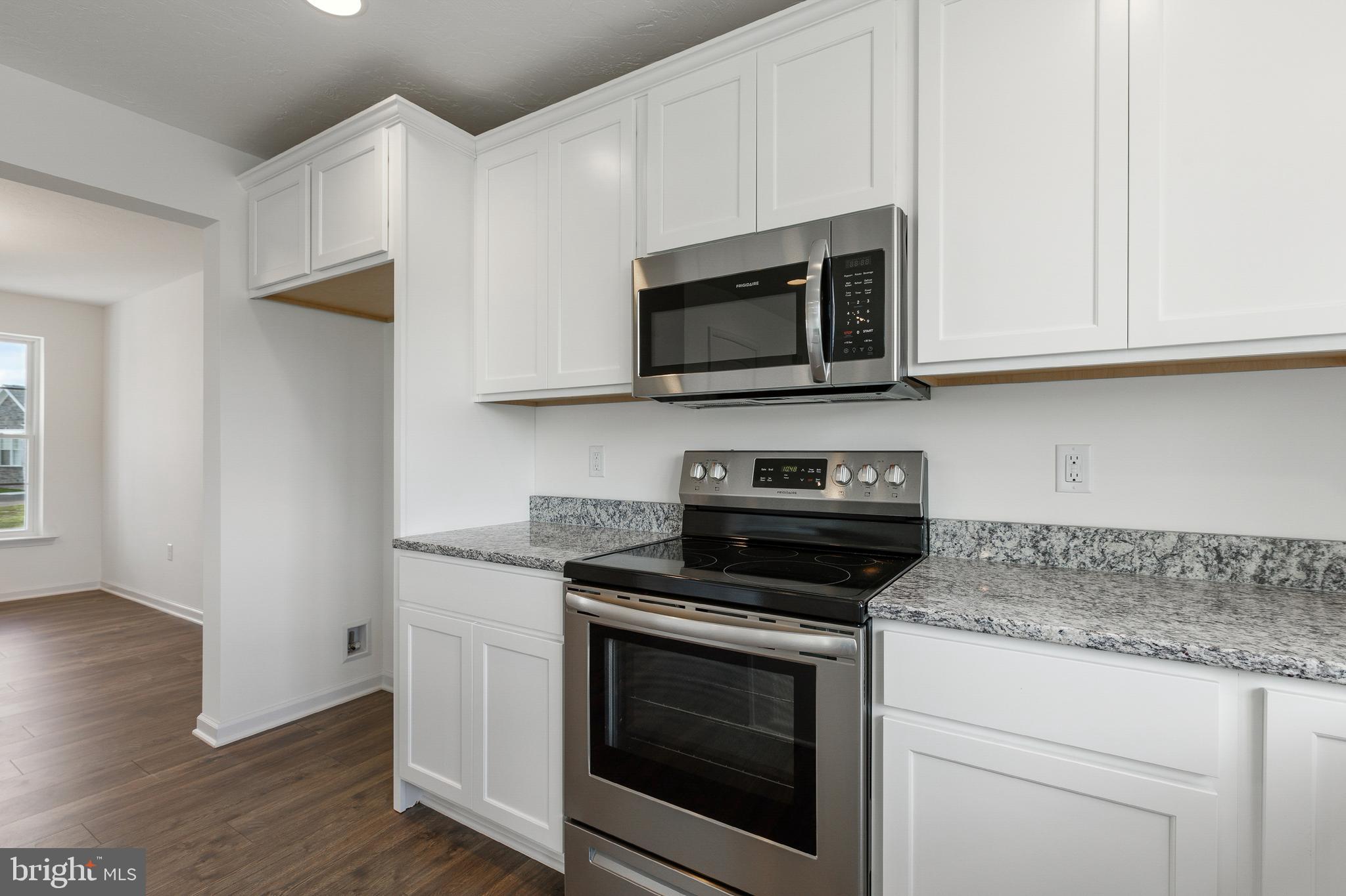 EAGLE ROCK - Residential