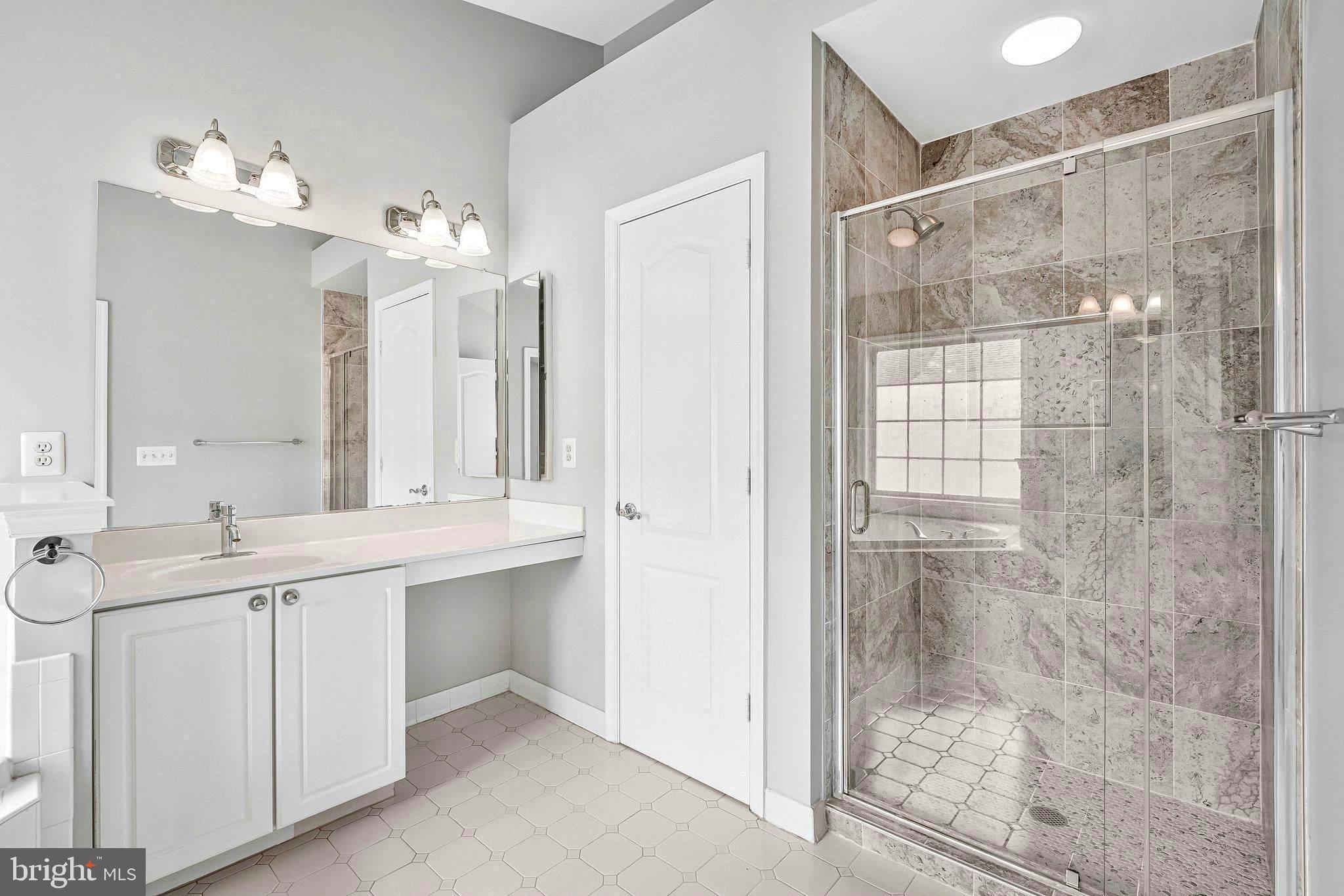 PROVIDENCE PARK - Residential