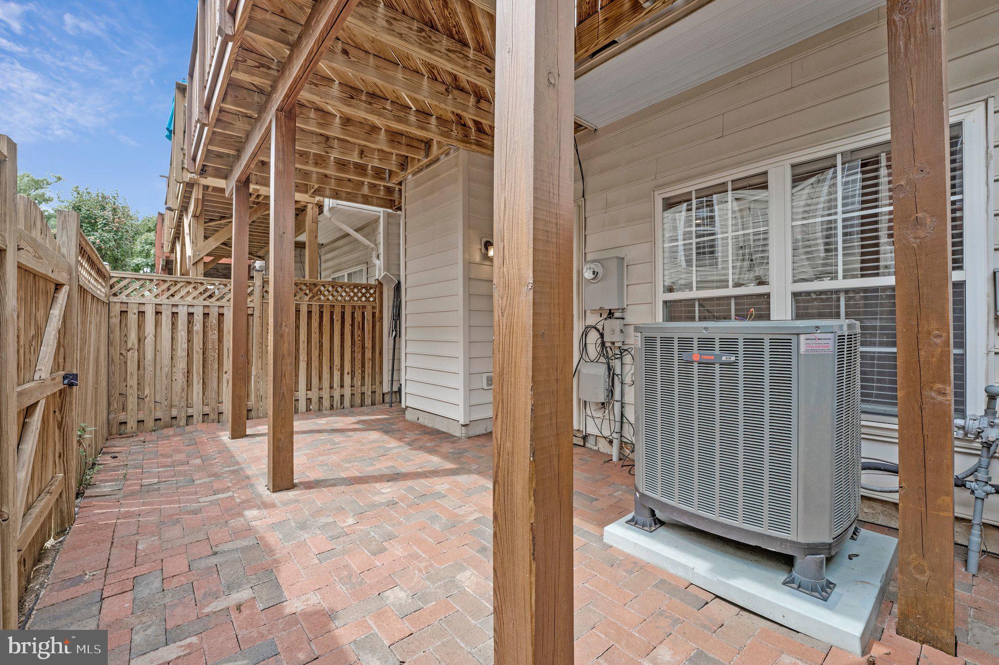 PROVIDENCE PARK - Residential