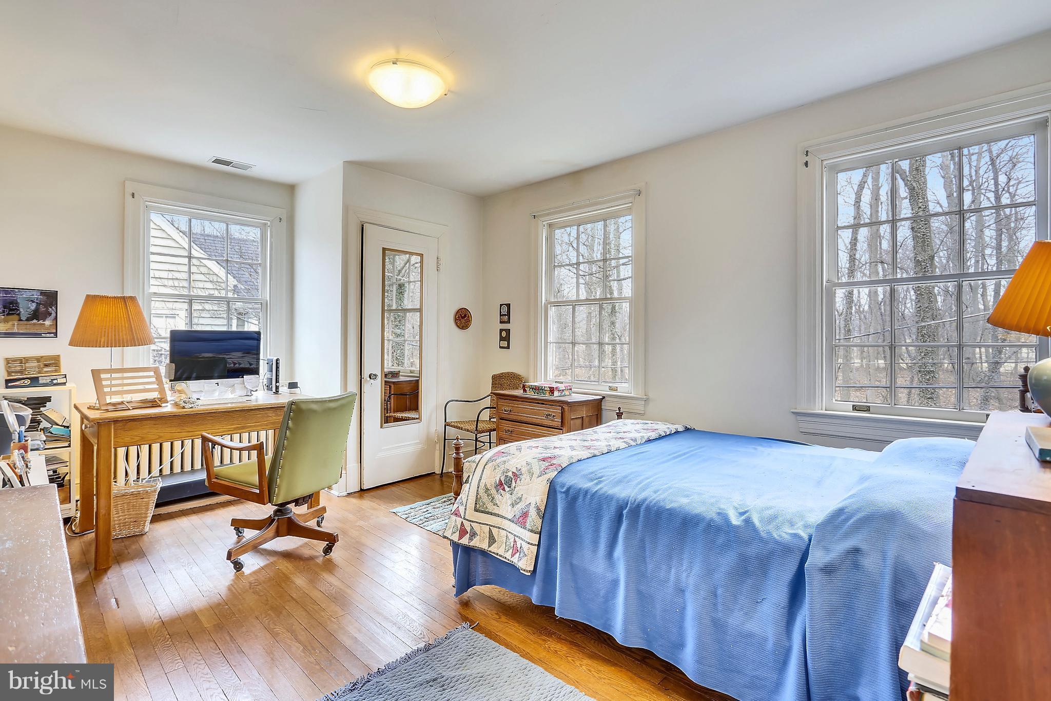 CHEVY CHASE VILLAGE - Residential