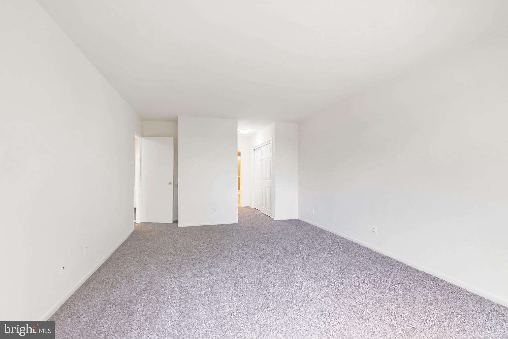 THE KENWOOD - Residential