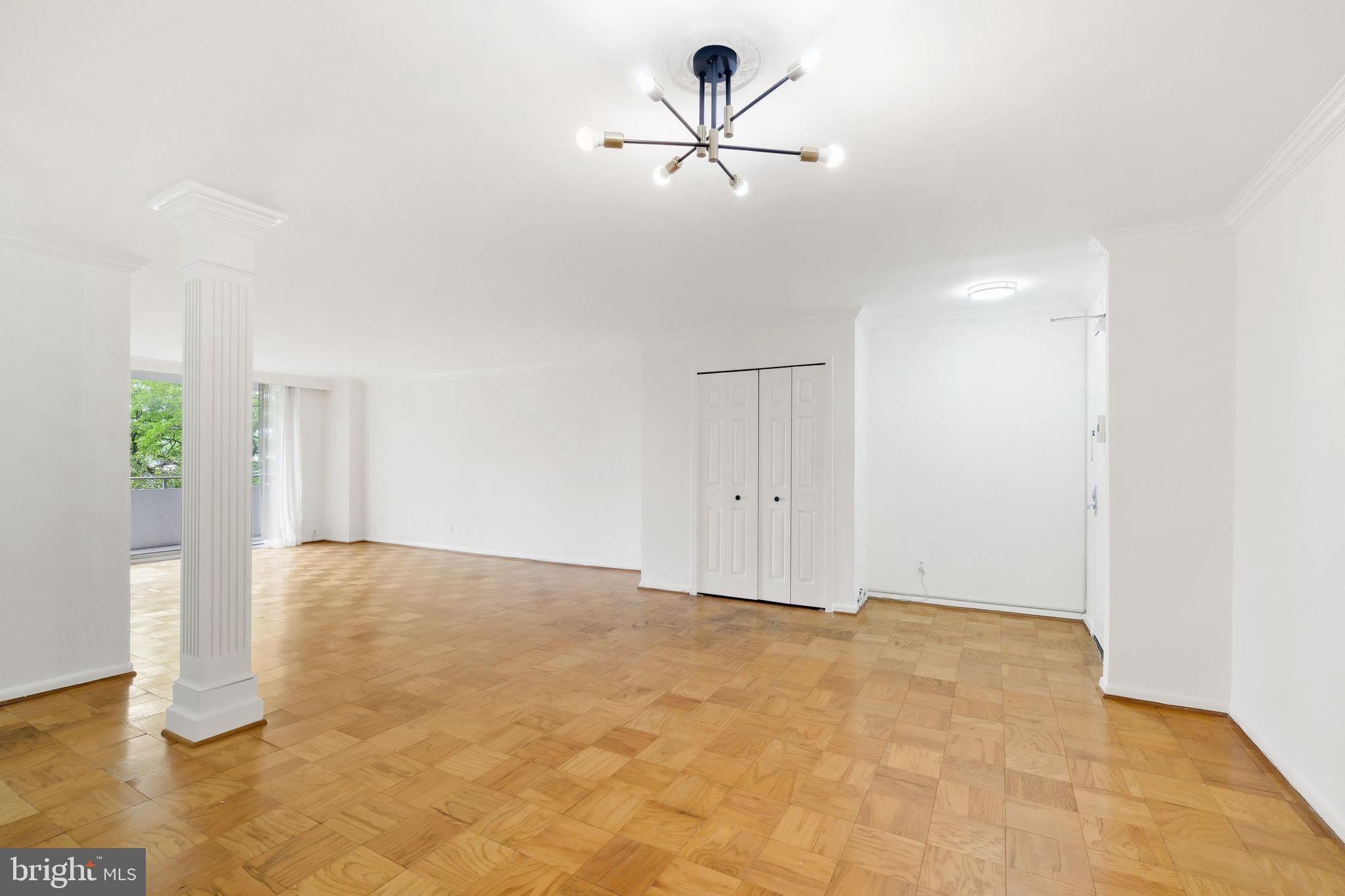 THE KENWOOD - Residential