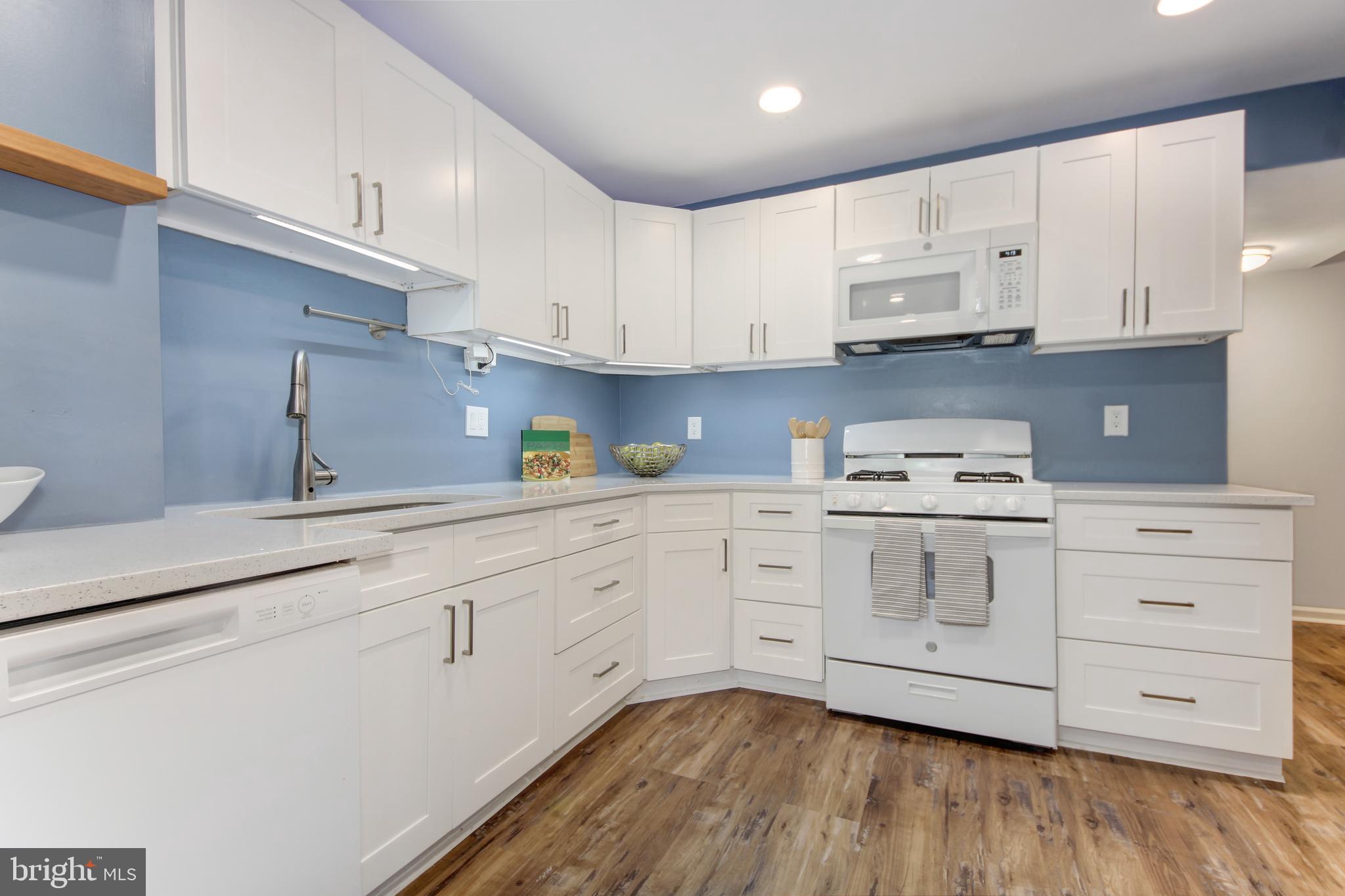 MONTGOMERY VILLAGE - Residential