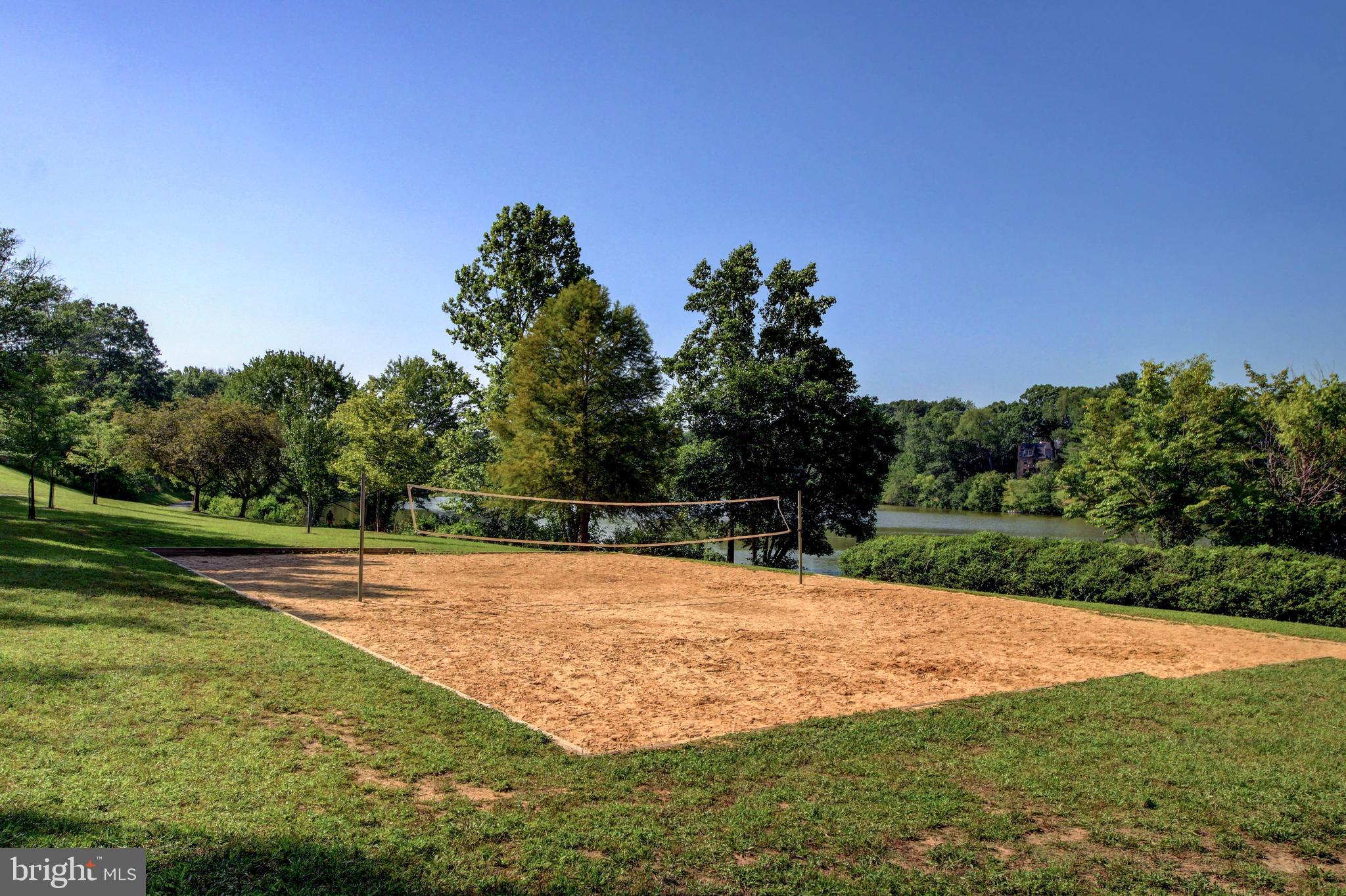 MONTGOMERY VILLAGE - Residential