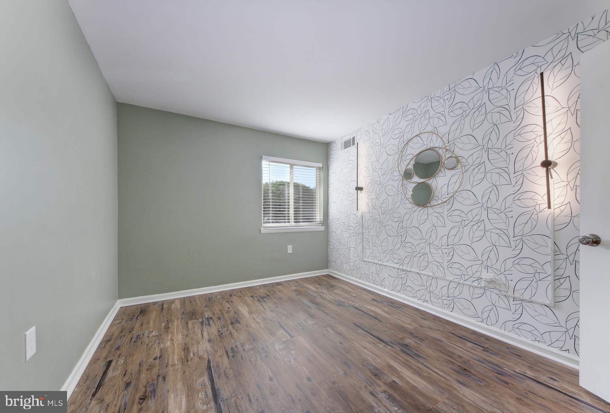 MONTGOMERY VILLAGE - Residential