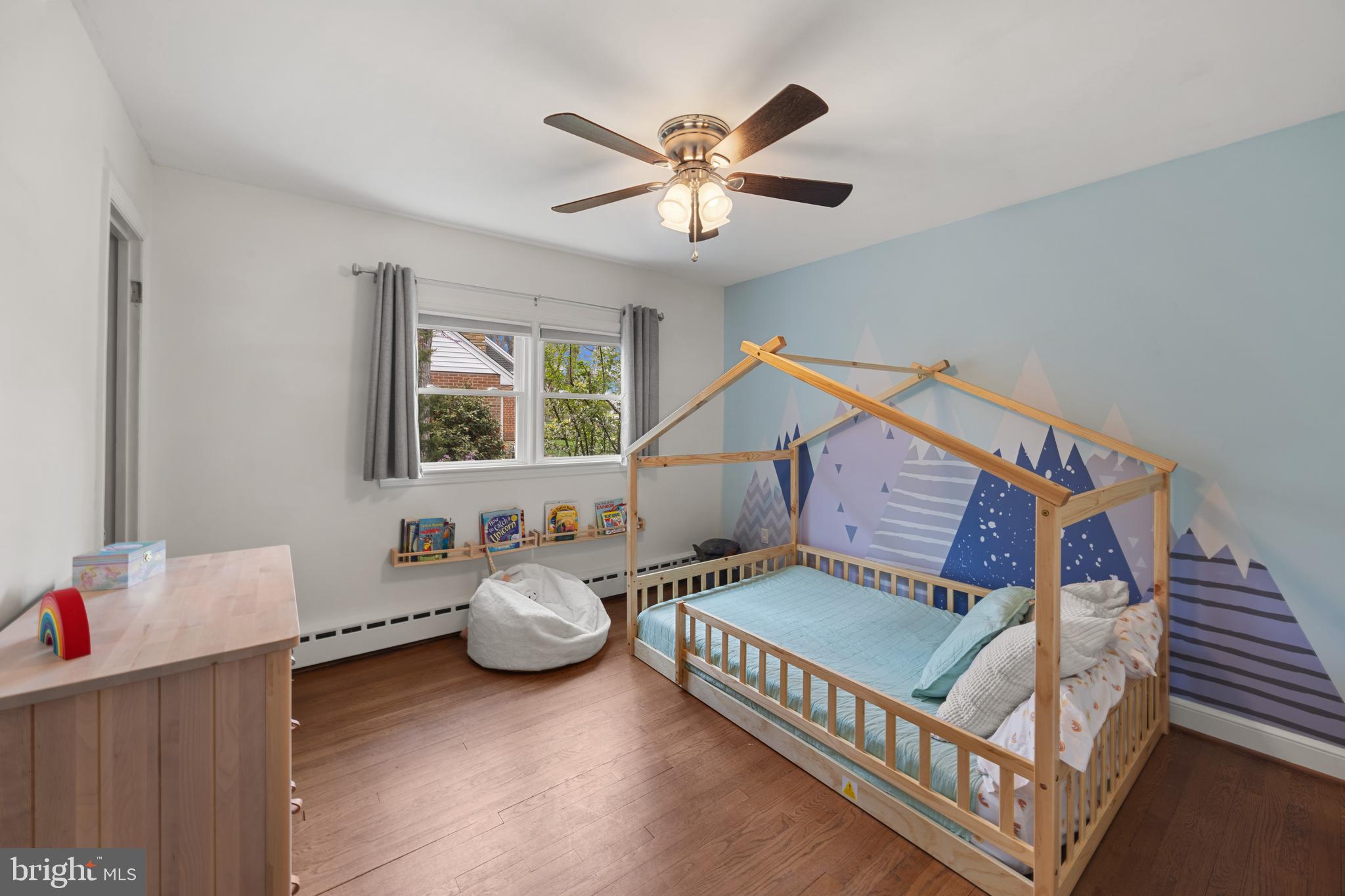 BUCKNELL MANOR - Residential