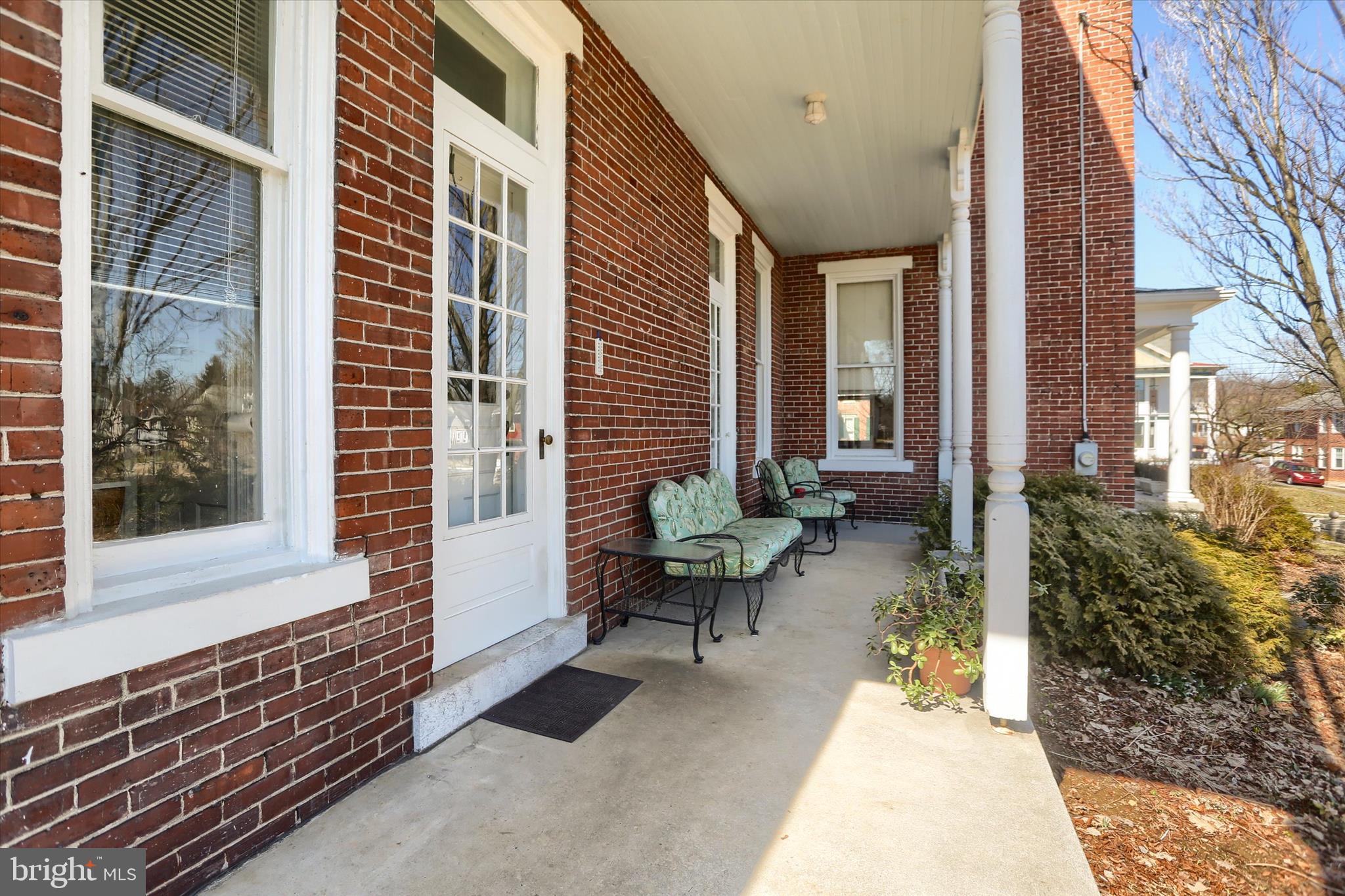 DOWNTOWN ANNVILLE - Residential