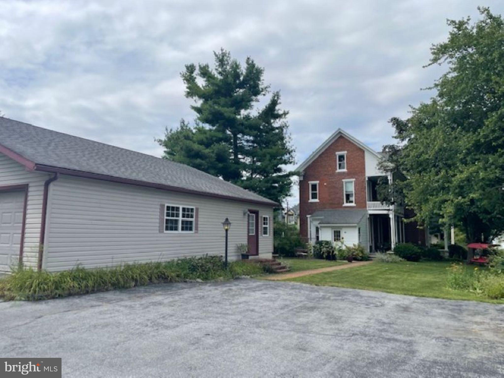 DOWNTOWN ANNVILLE - Residential