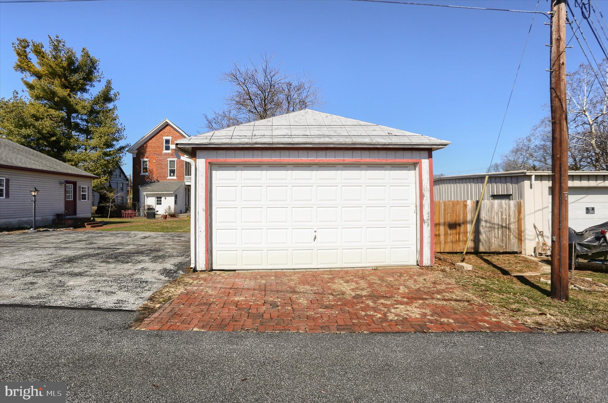 DOWNTOWN ANNVILLE - Residential