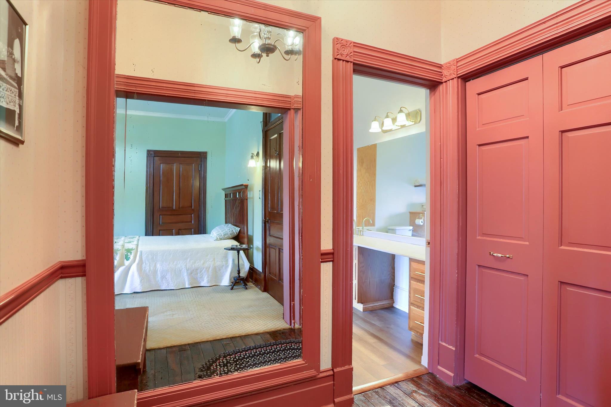 DOWNTOWN ANNVILLE - Residential