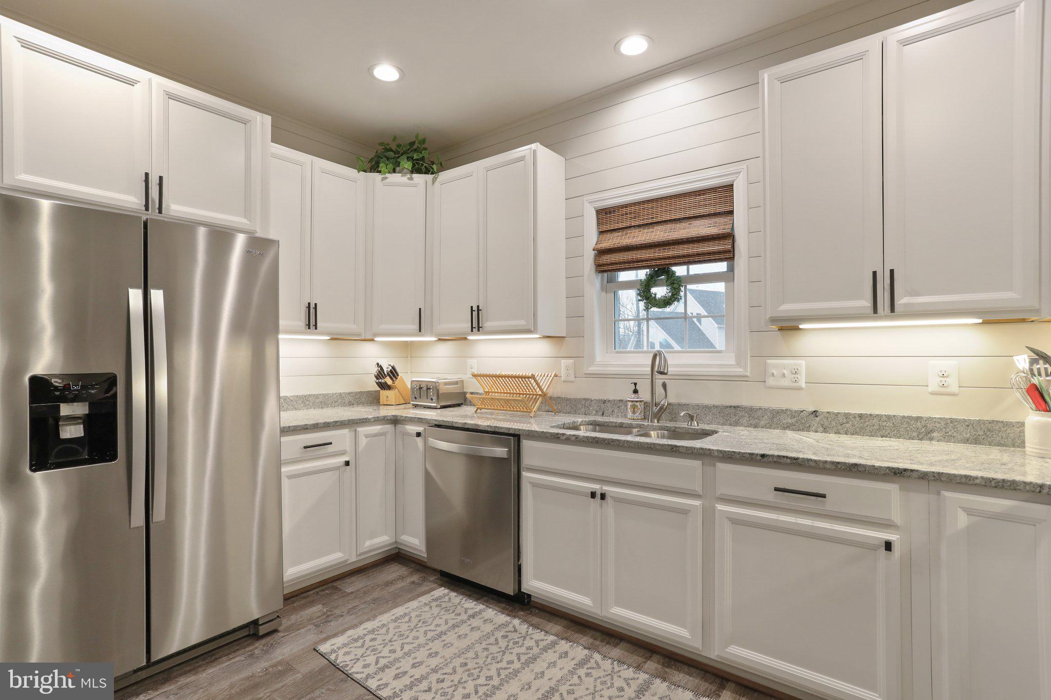 JUNEWOOD ESTATES - Residential