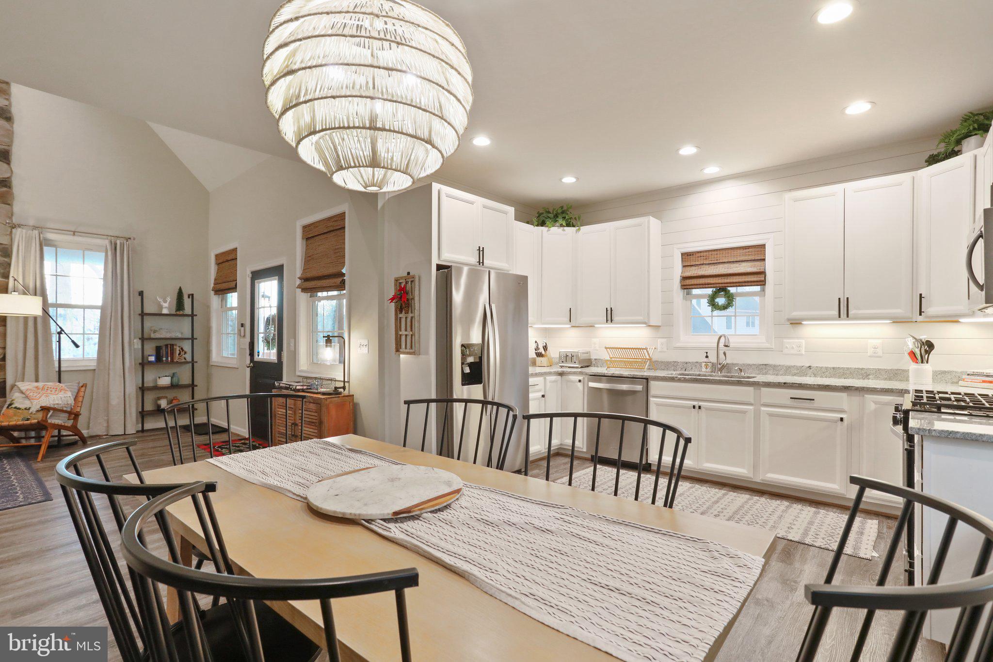 JUNEWOOD ESTATES - Residential