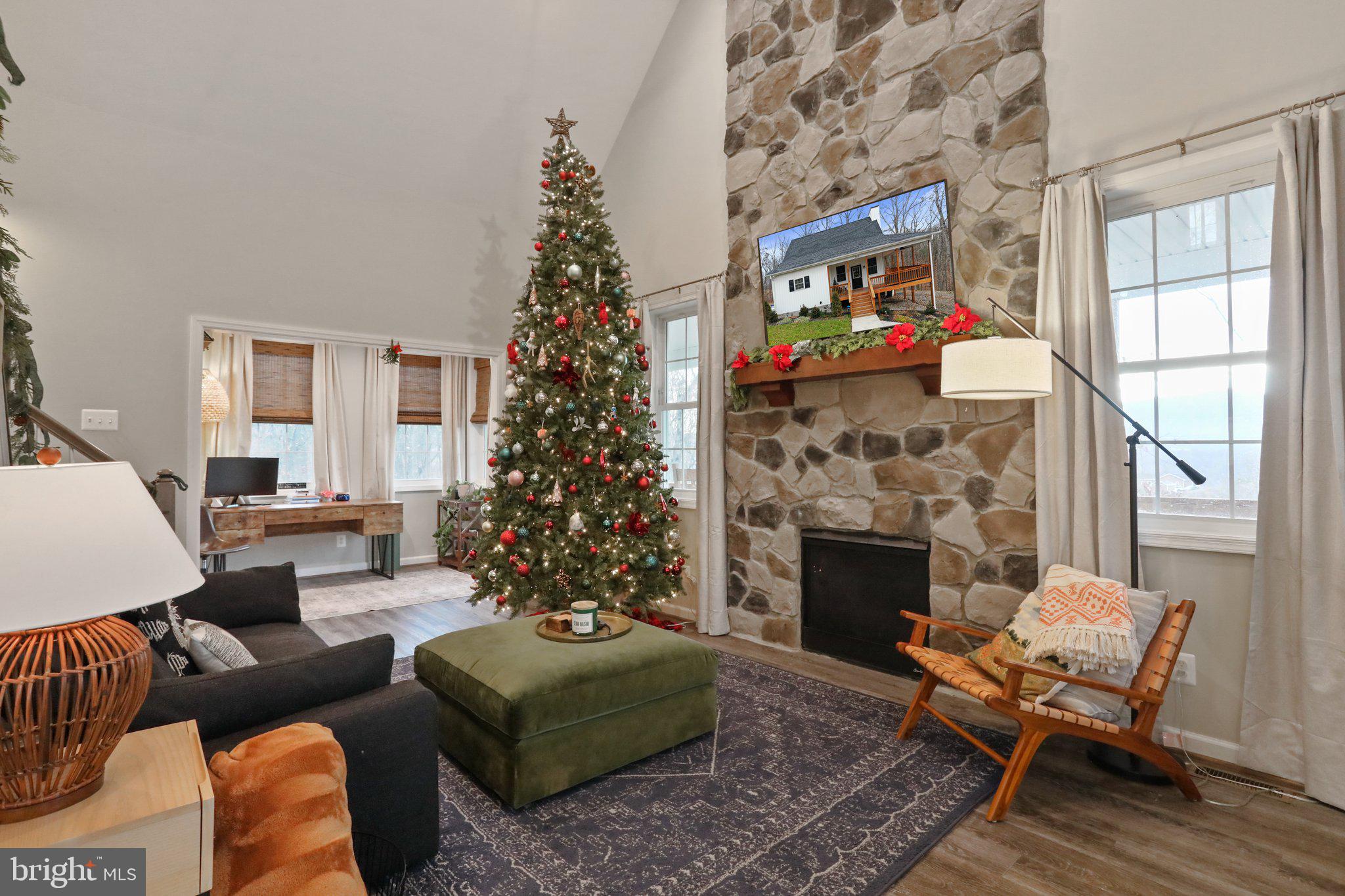 JUNEWOOD ESTATES - Residential