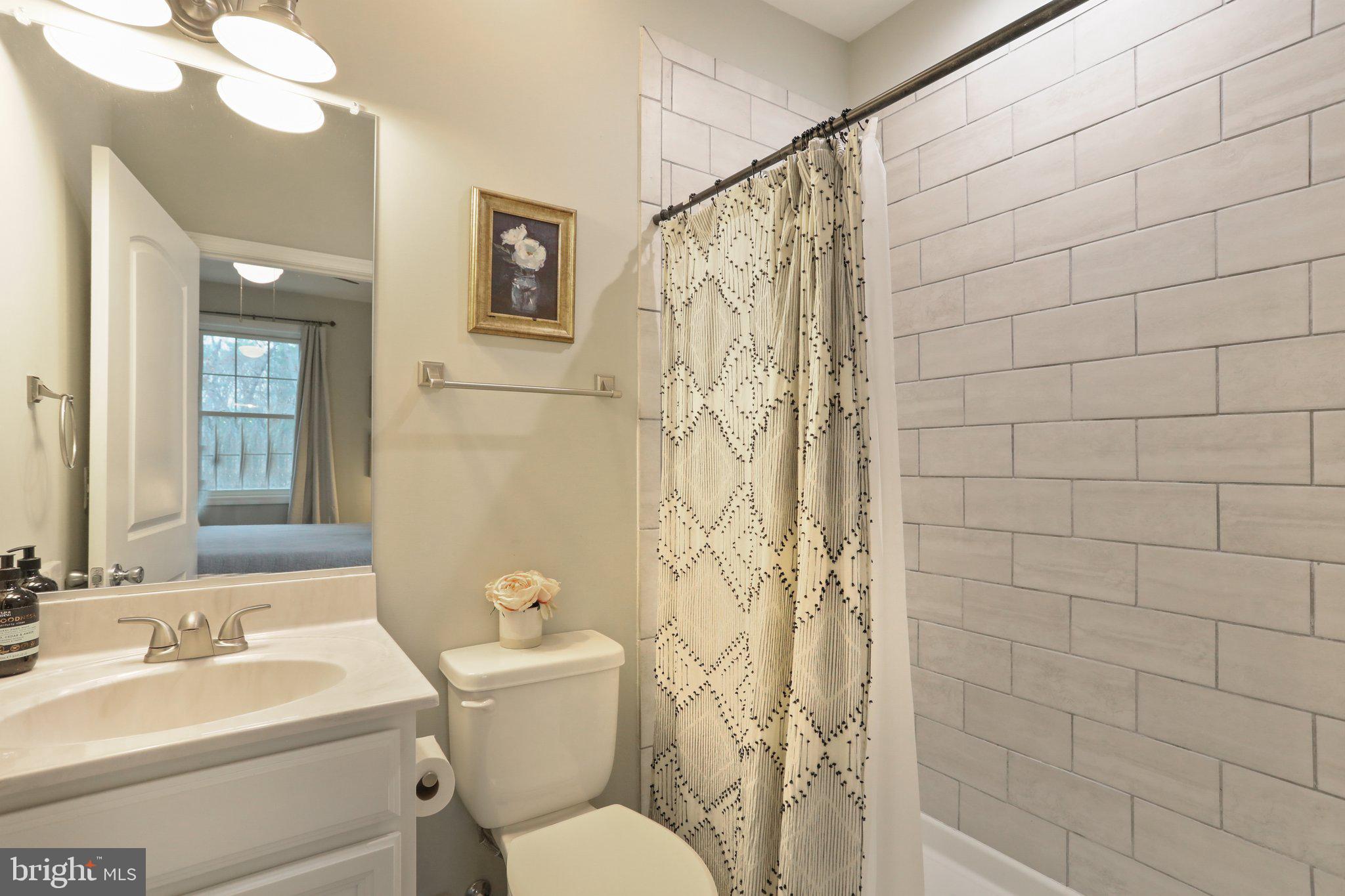 JUNEWOOD ESTATES - Residential