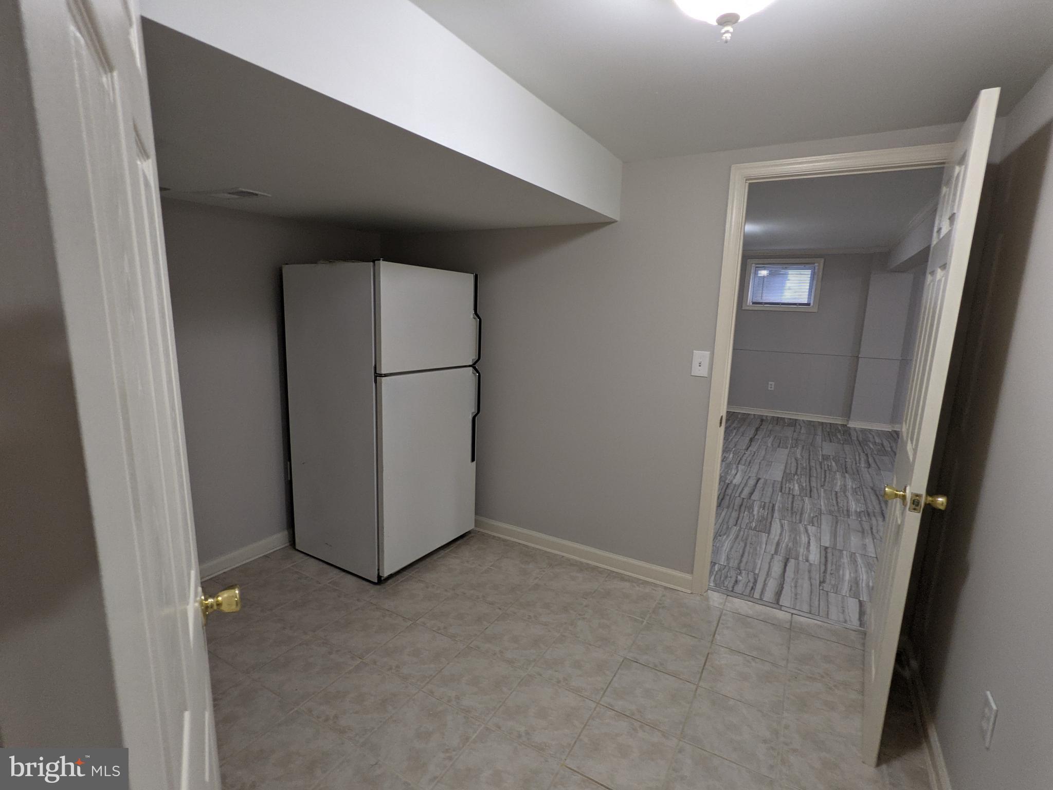 CARROLL KNOLLS - Residential