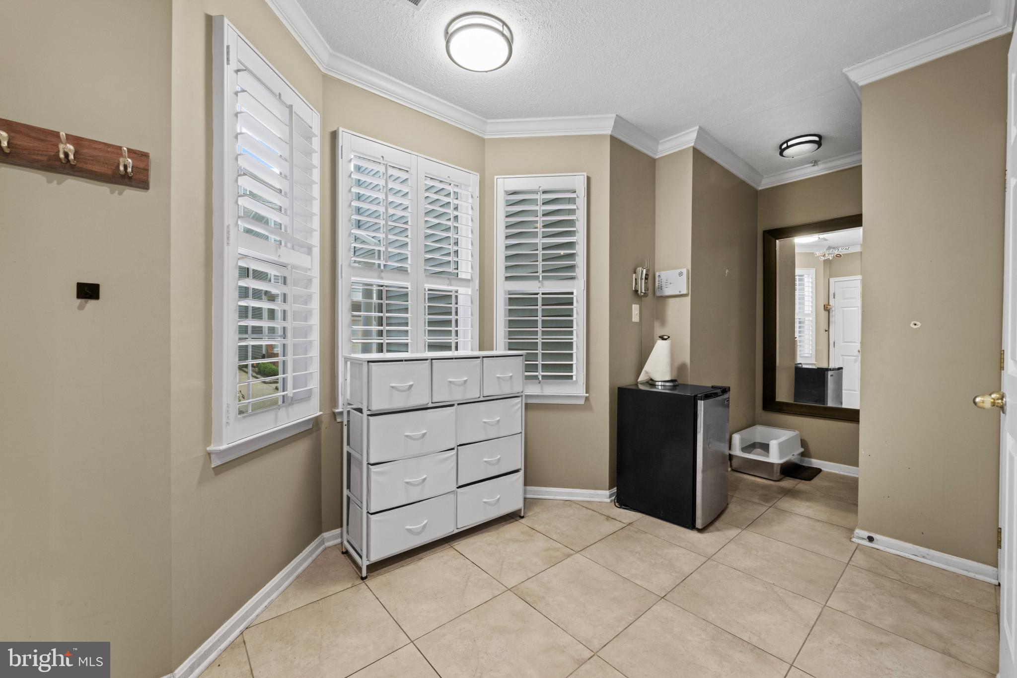HOLLINGTON - Residential