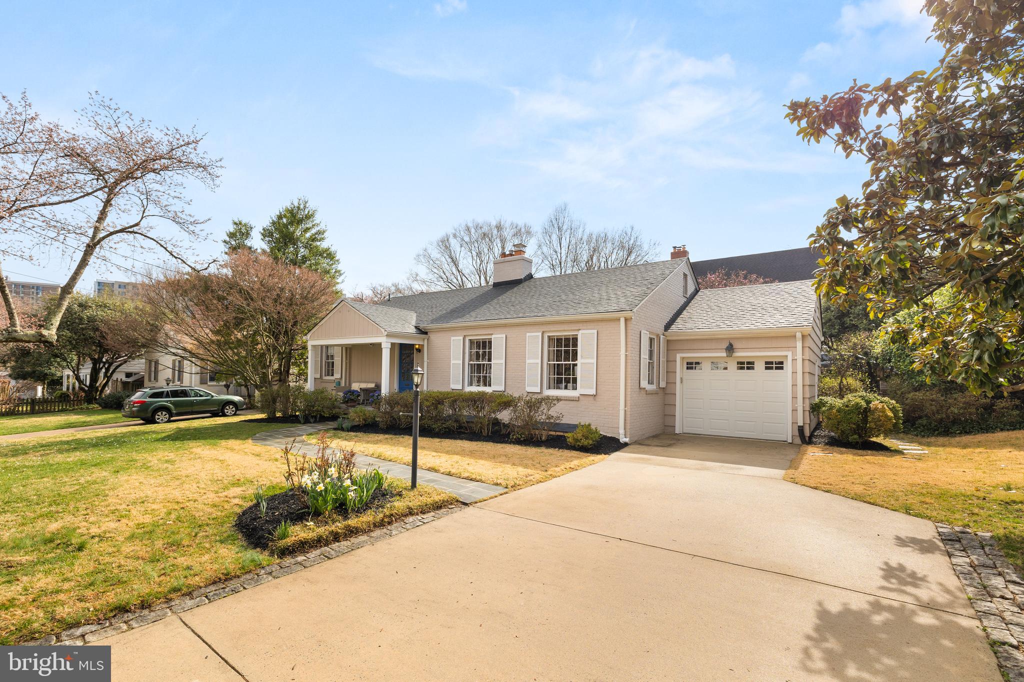 SOMERSET HEIGHTS - Residential