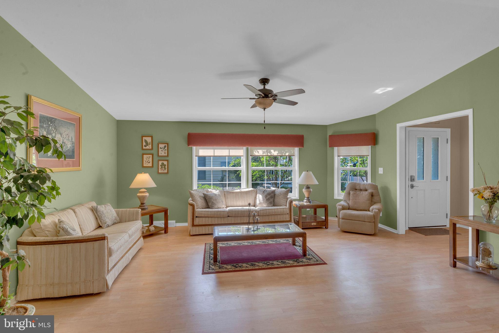 BUCKINGHAM SPRINGS - Residential